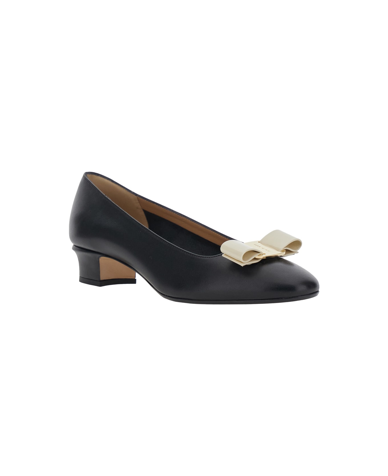 Ferragamo 'vara 2.0' Black Pumps With Low Block Heel And Logo Plaque On The Front In Leather Woman - Black