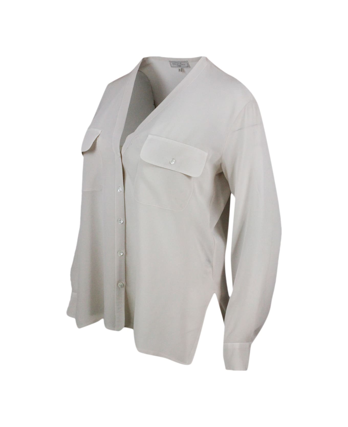 Antonelli Shirt Made Of Soft Stretch Silk, With V-neck, Chest Pockets And Button Closure - Beige