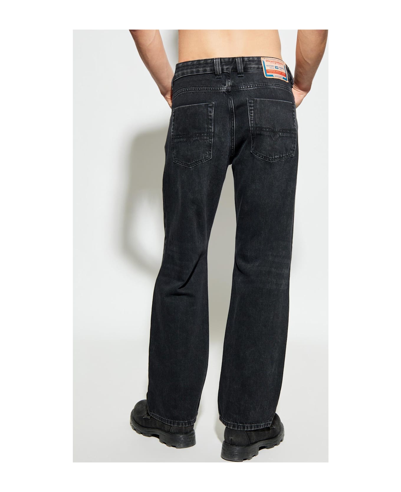 Diesel Jeans `1980 D-eeper`