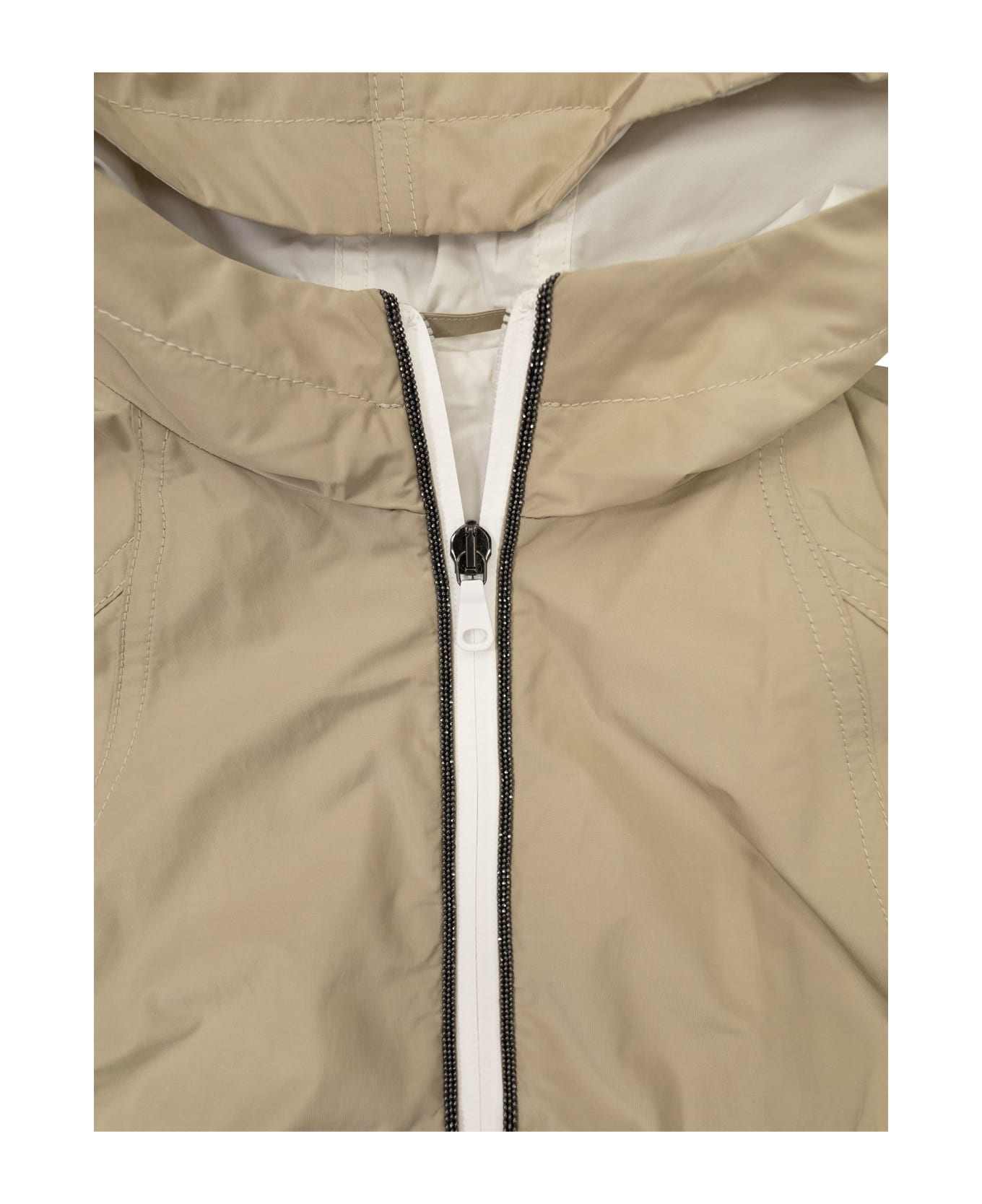 Brunello Cucinelli Outerwear In Water-repellent Taffeta With Hood And Necklace - Hazelnut