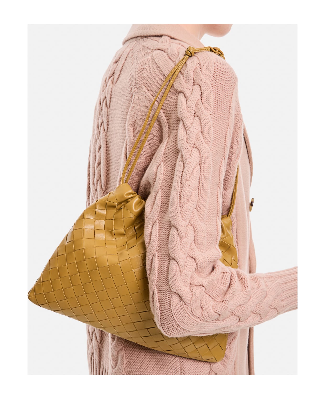 ハンドバッグ Bottega Veneta Medium Dustbag Bag Bottega Veneta Medium Dust Bag W/ Drawstring | italist