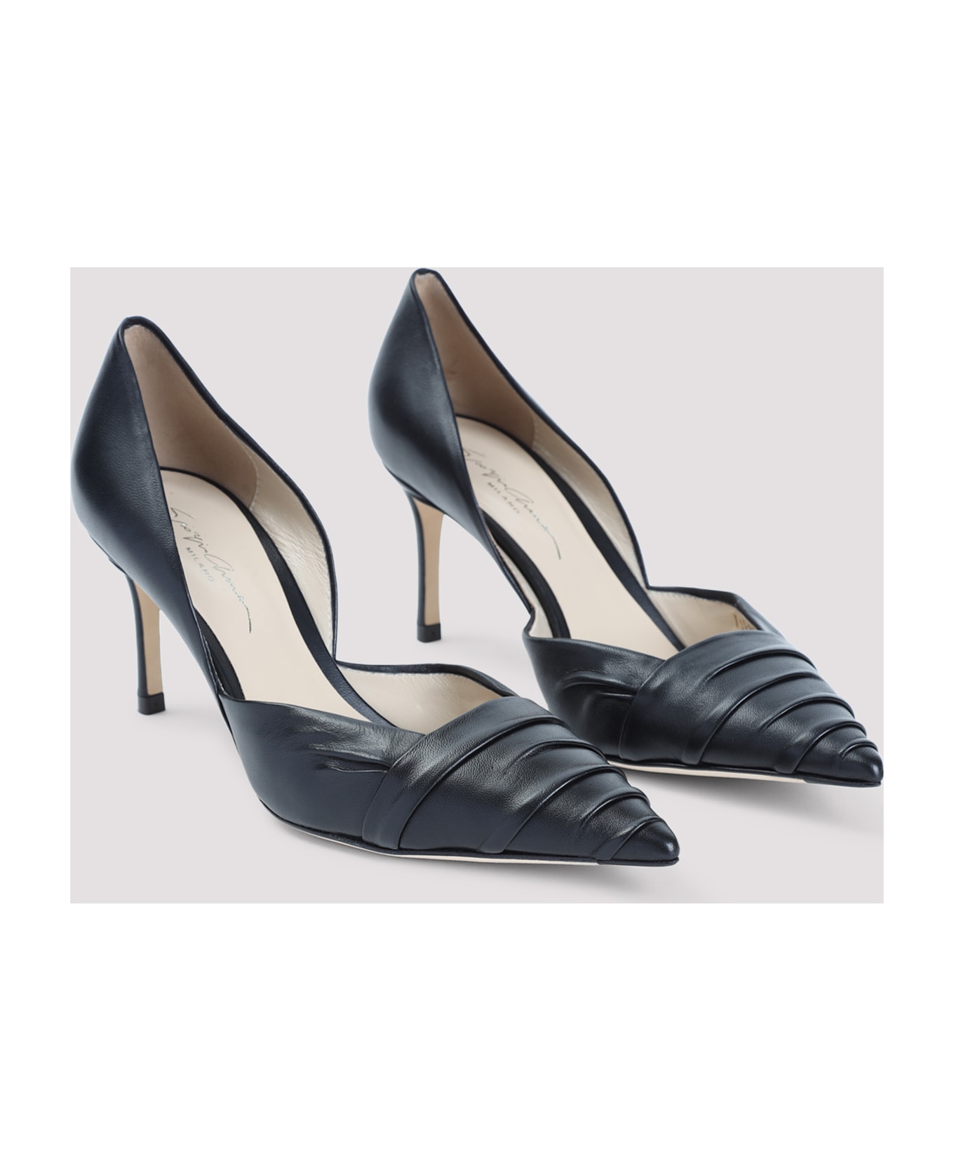 Giorgio Armani Lamb Leather Pumps - Nero