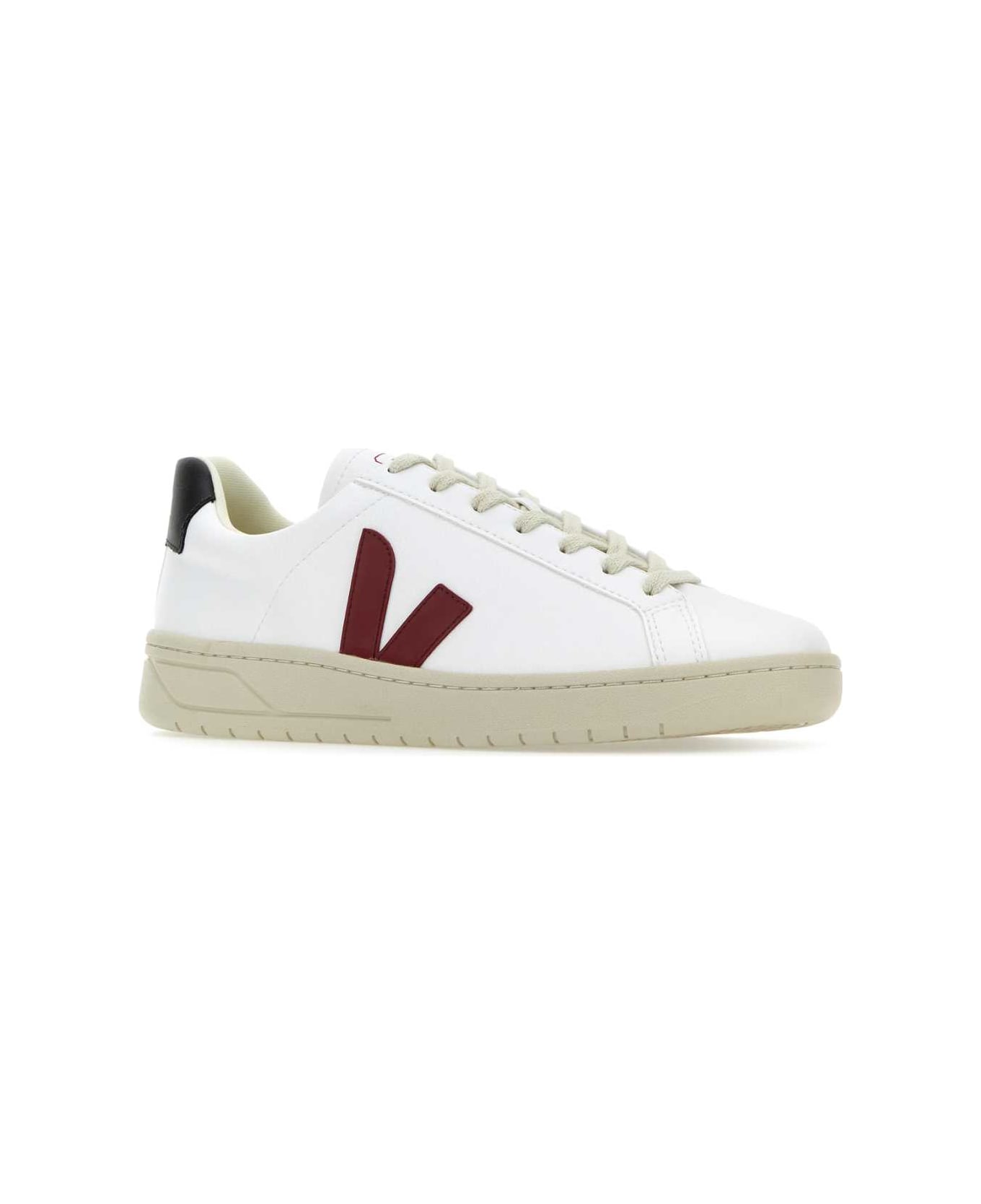 Veja White Synthetic Leather Urca Sneakers - WHITEMARSALABLACK スニーカー