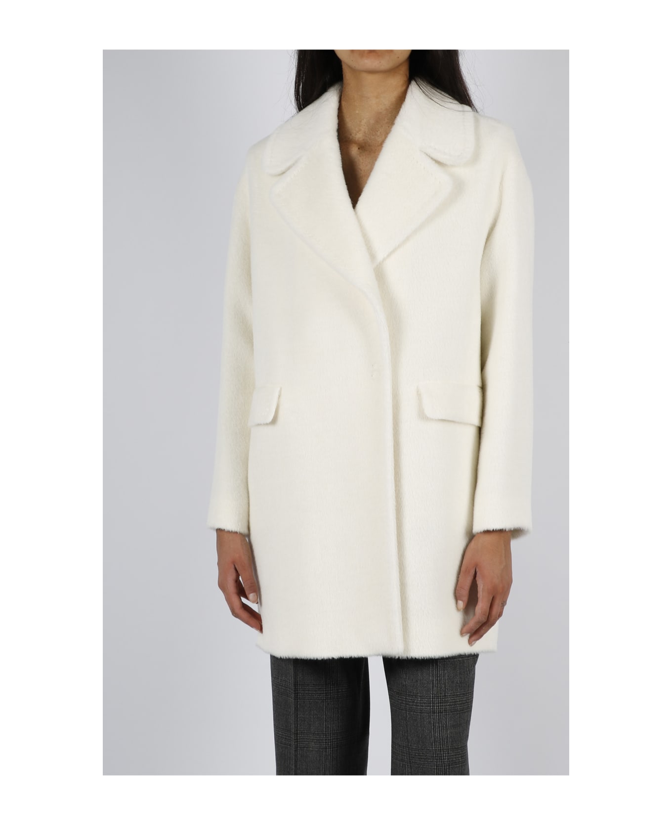 Tagliatore Alpaca Wool Blend Double Beasted Coat - White コート