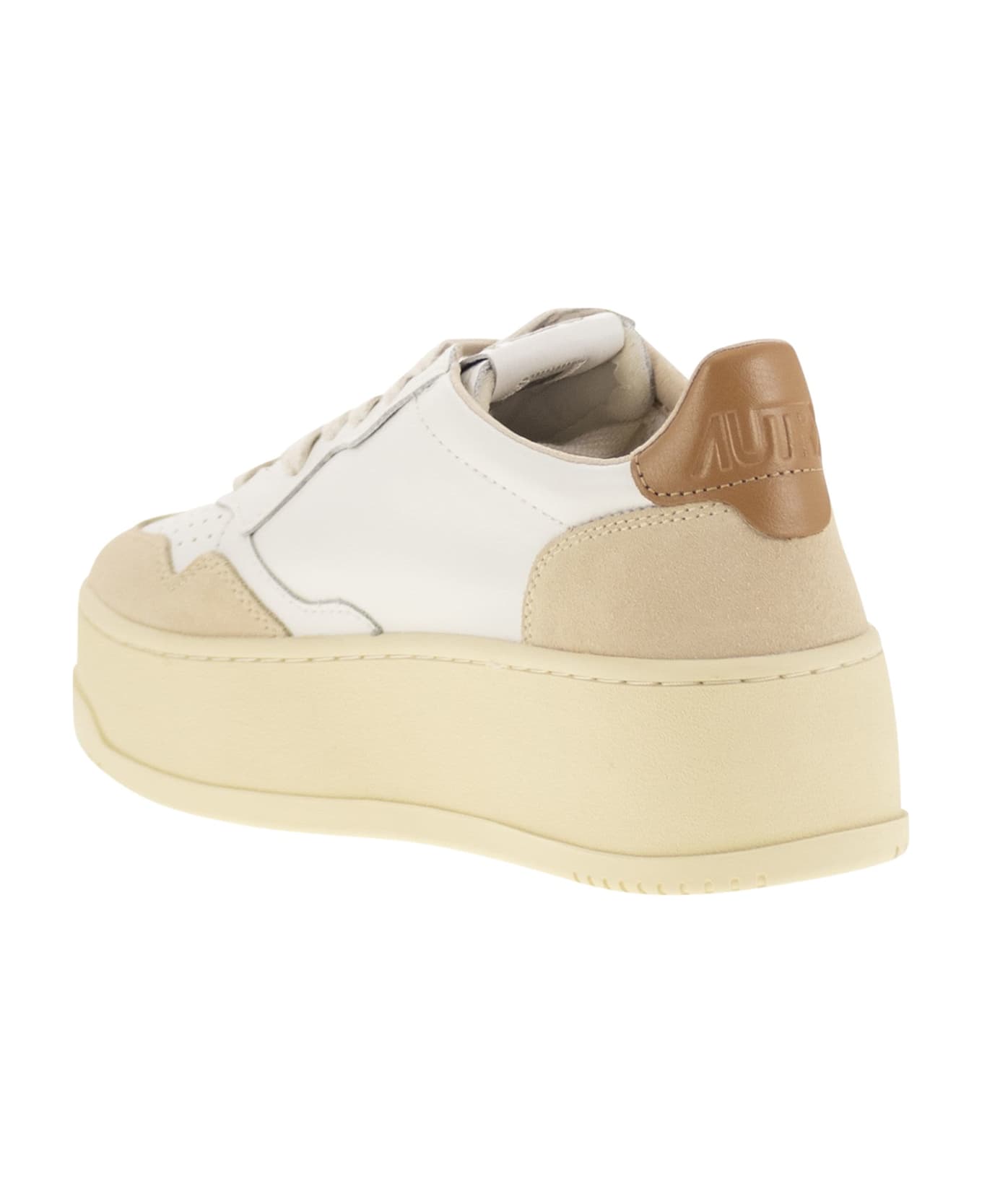 Autry Medalist Platform - Leather And Suede Trainers - White/beige