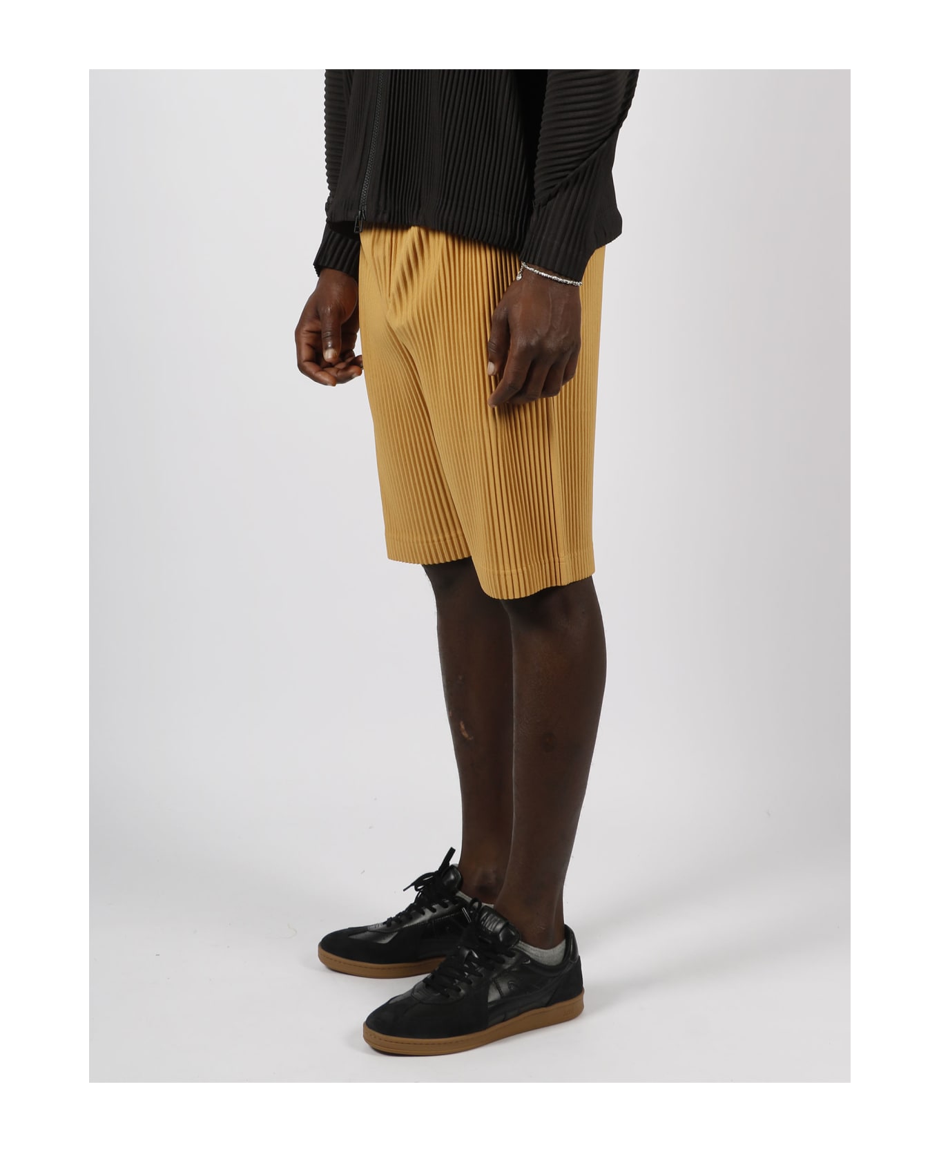 Homme Plissé Issey Miyake Pleats Bottoms 2 Shorts | italist