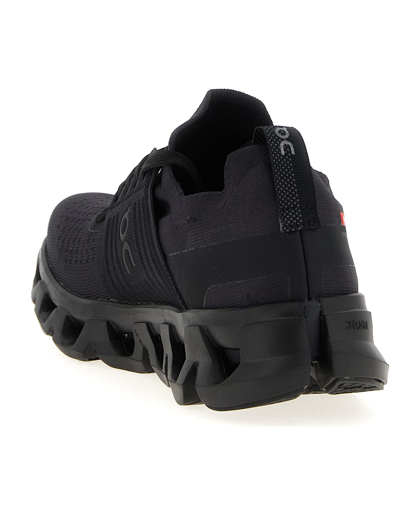 ON 'cloudswift 4' Sneakers - Black  