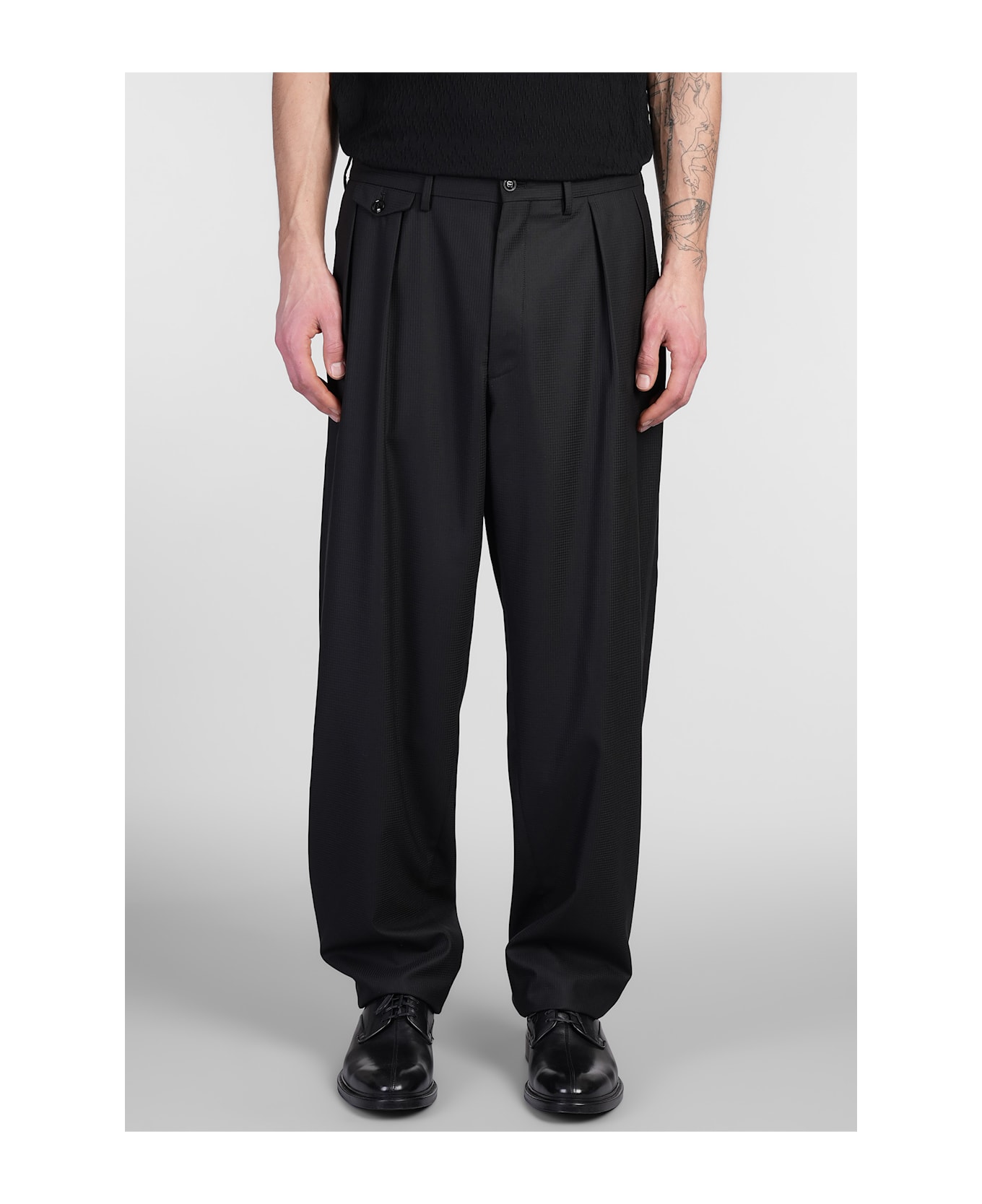Giorgio Armani In Black Wool - NERO