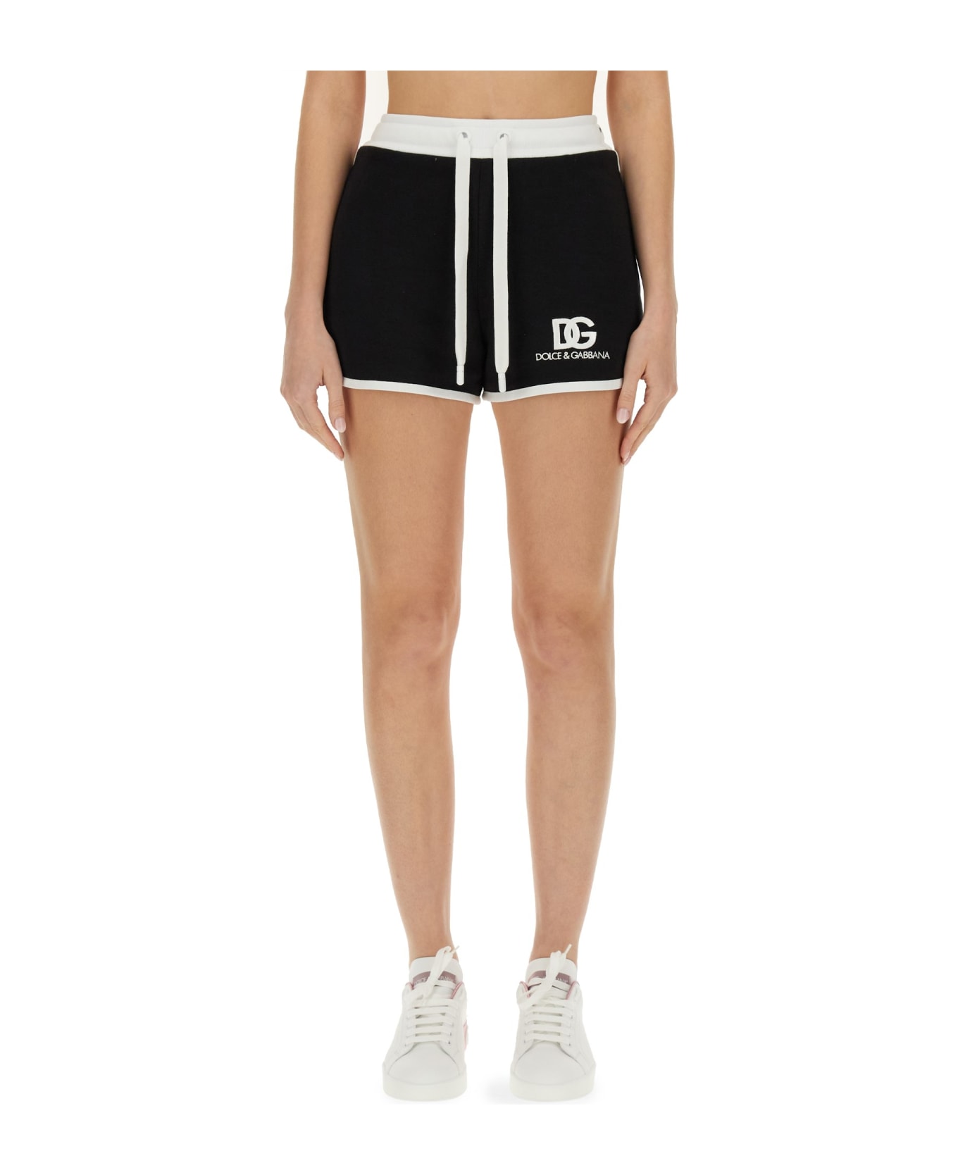Dolce & Gabbana Shorts With Logo Embroidery - NERO