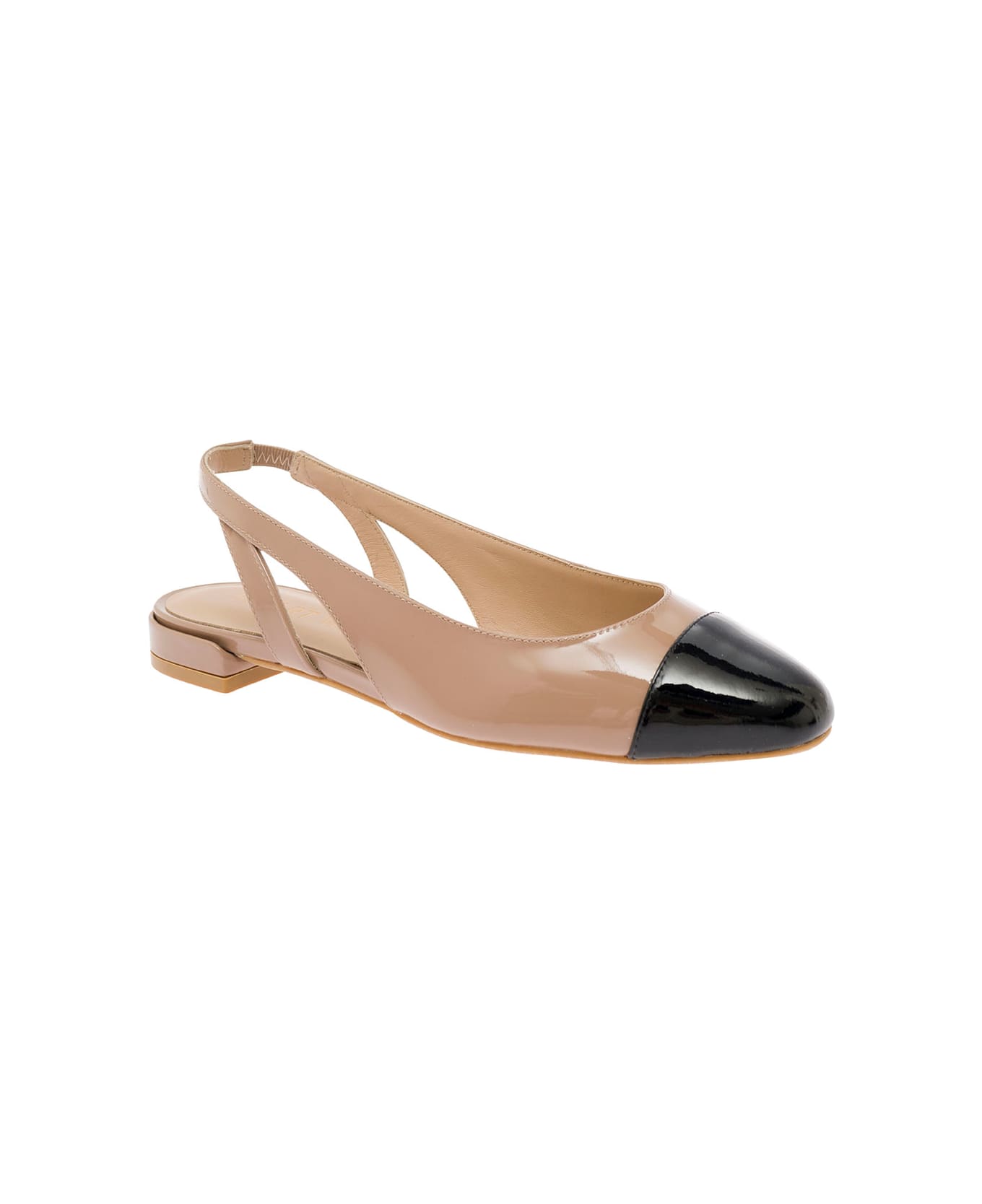 Stuart Weitzman Beige Slingback Mules With Contrasting Toe Cap In Patent Leather Woman - Black フラットシューズ