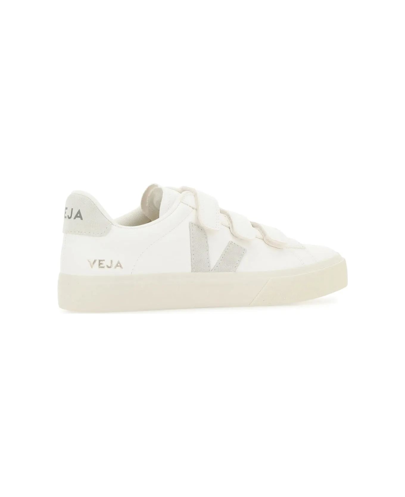 Veja White Chromefree Leather Recife Sneakers - Bianco
