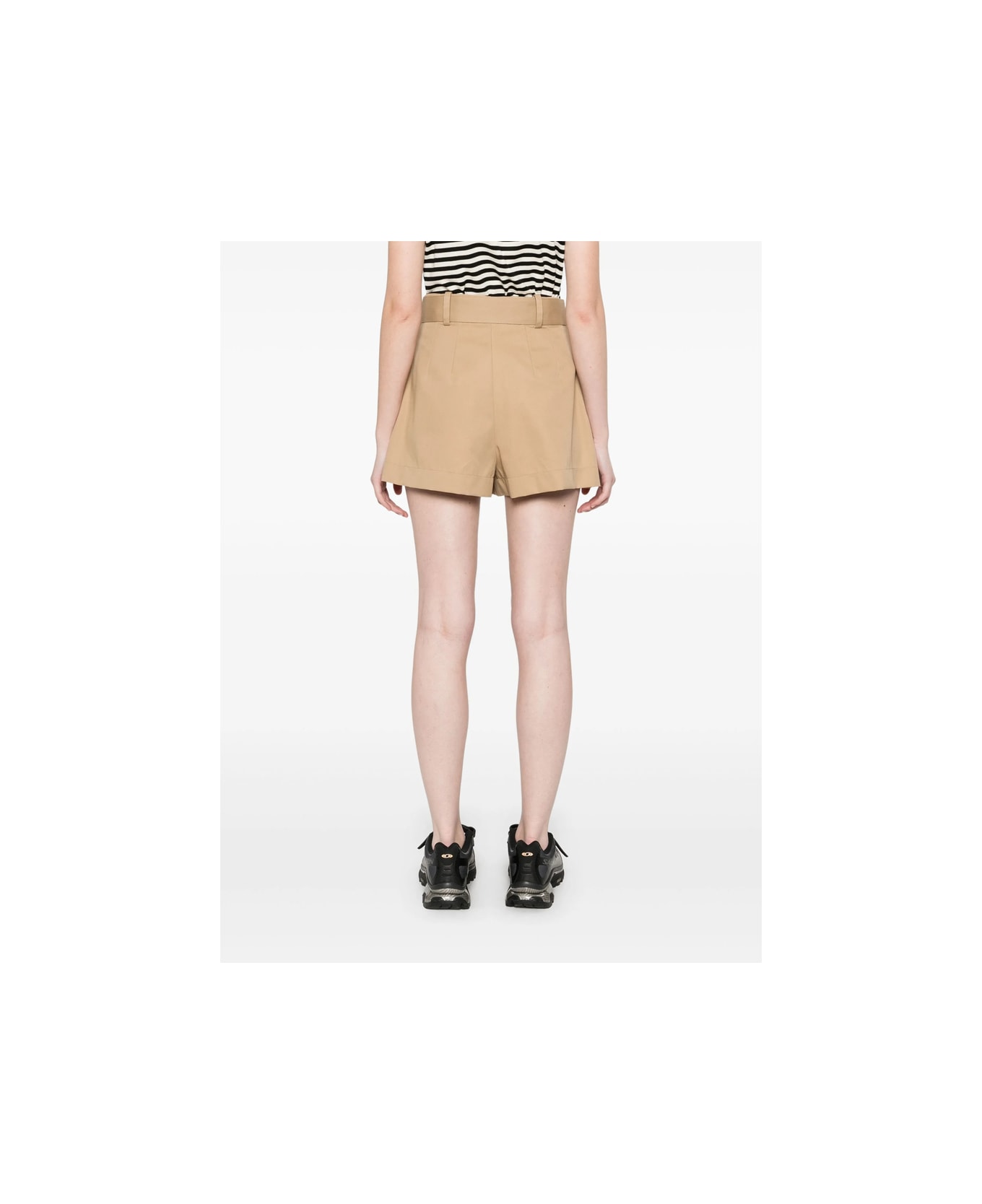 Moncler Short - BROWN