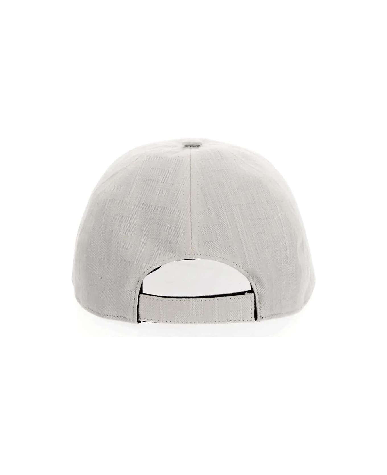 Fendi Baseball Cap - WHITE 帽子