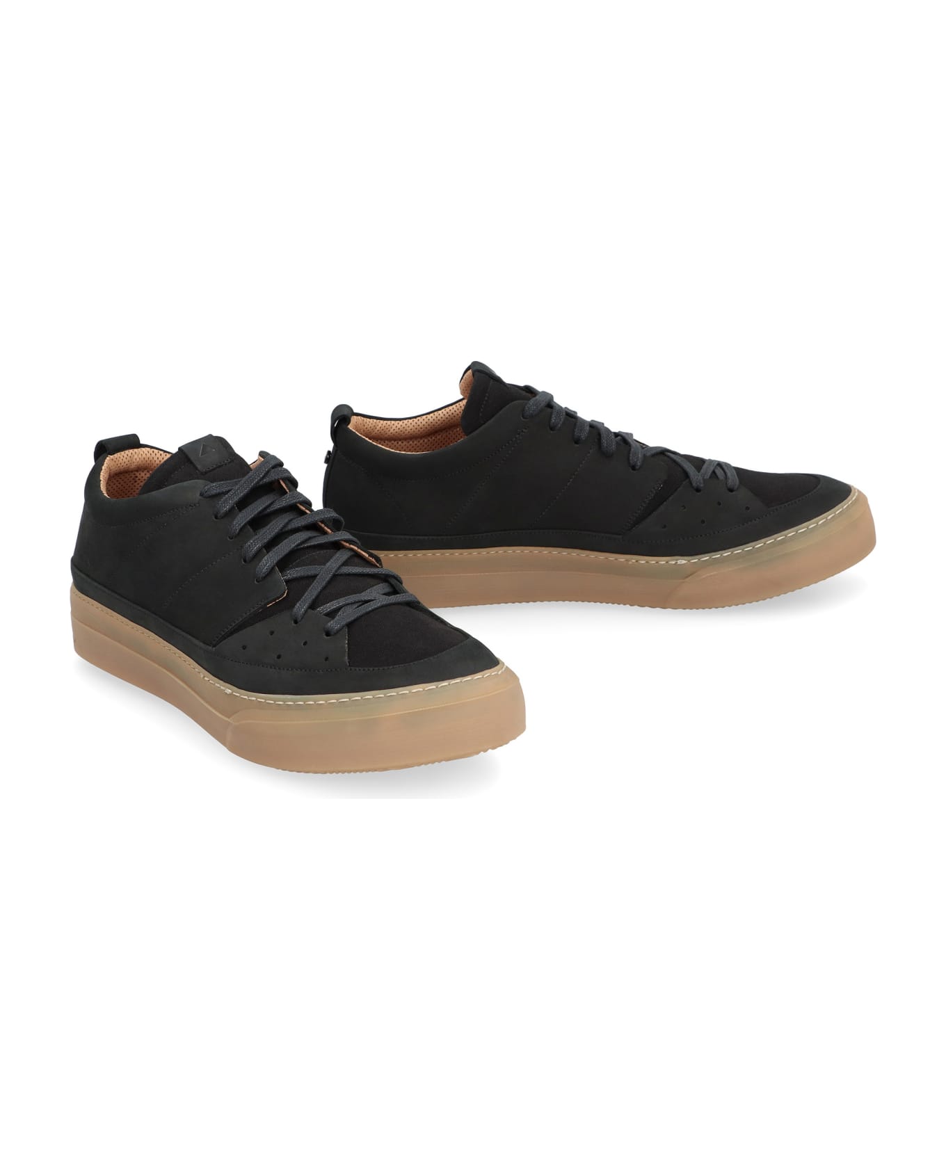 Volta Judoka Low-top Sneakers - black