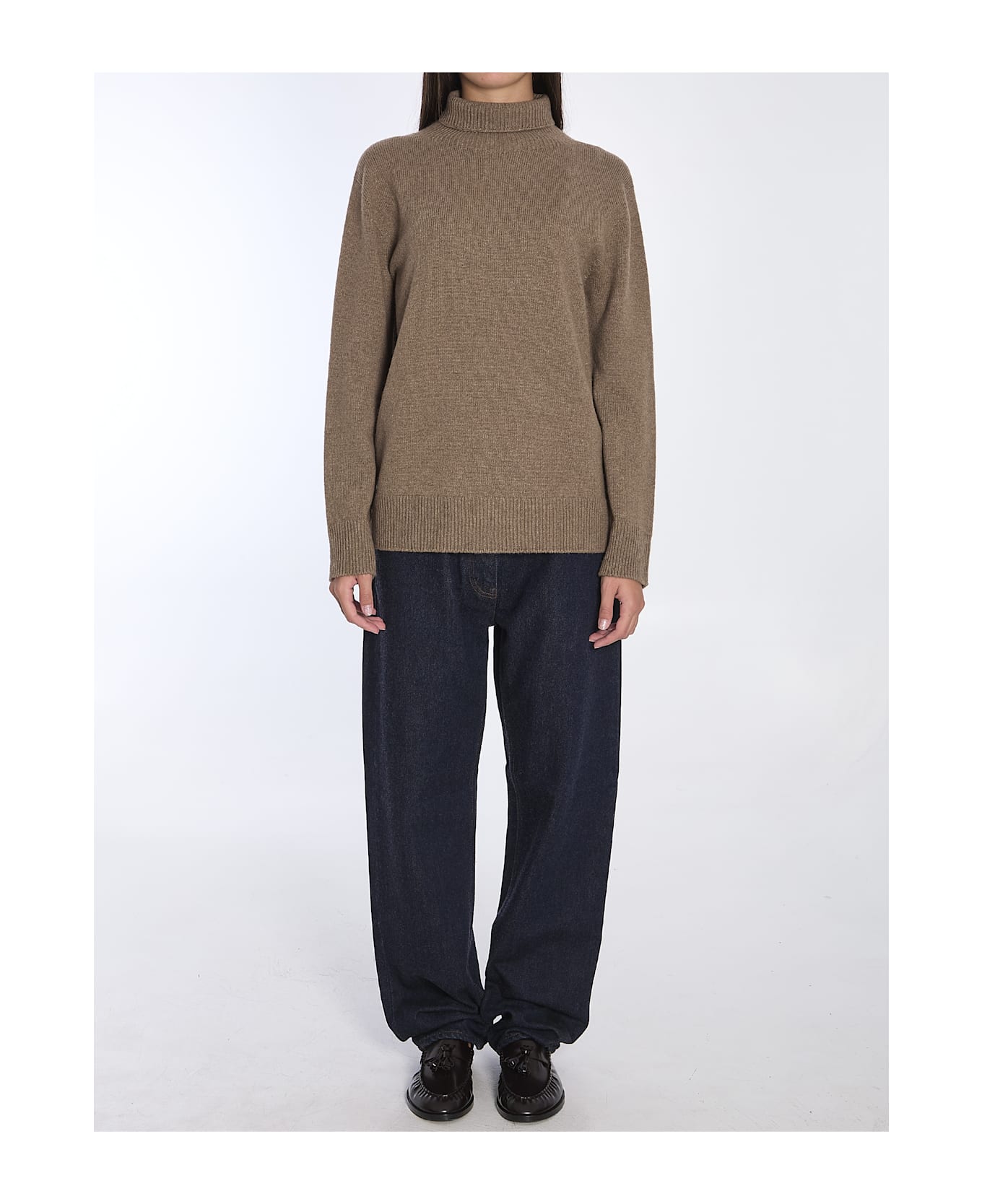 The Row Hepny Turtleneck Sweater - BEIGE