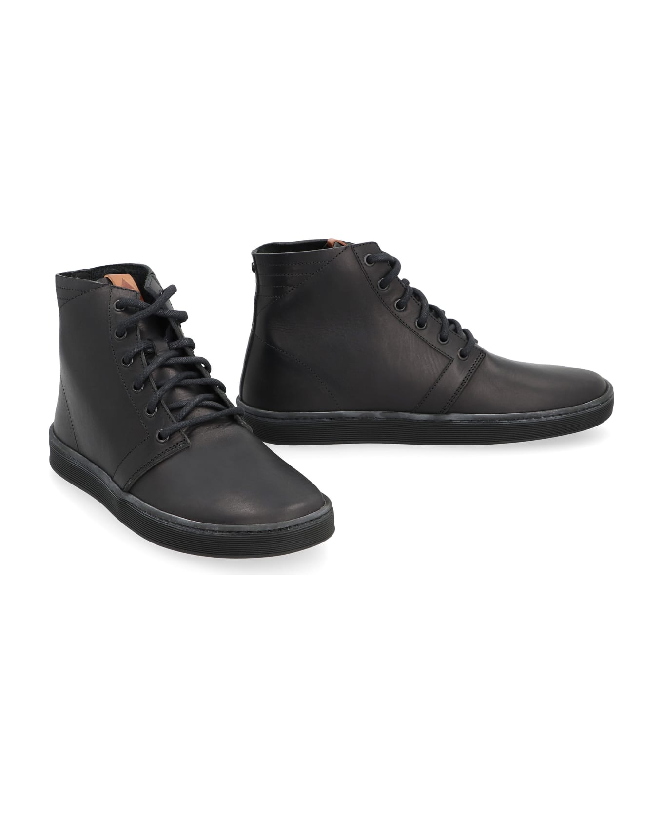 Volta Leather Desert Boots - black
