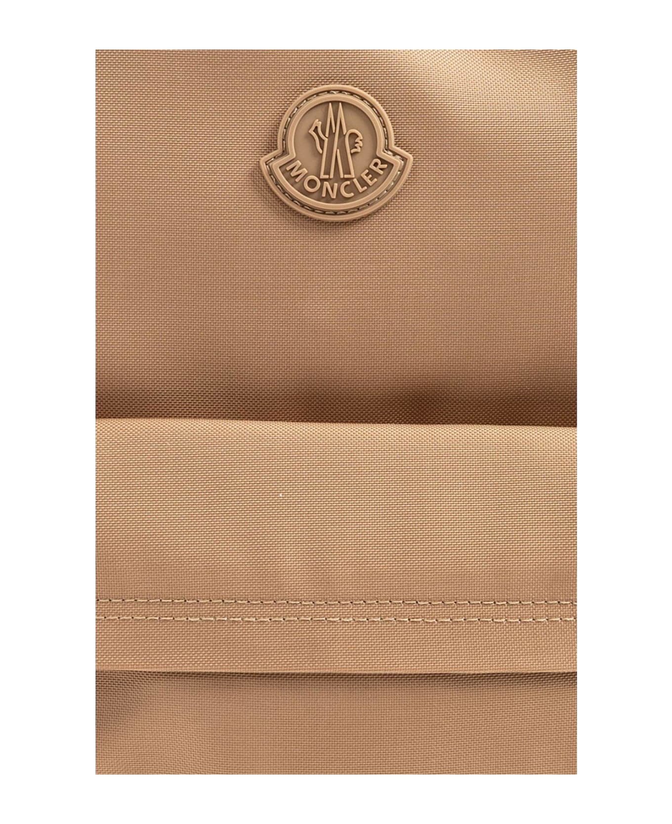 Moncler New Pierrick Logo Patch Zipped Backpack - Brown