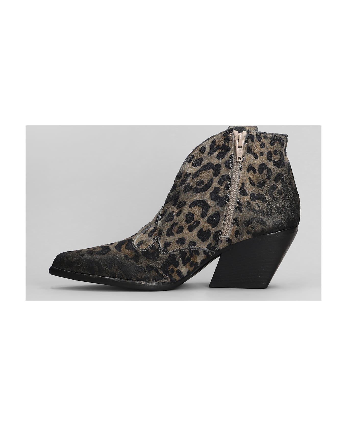 Elena Iachi Texan Ankle Boots In Animalier Suede - Animalier