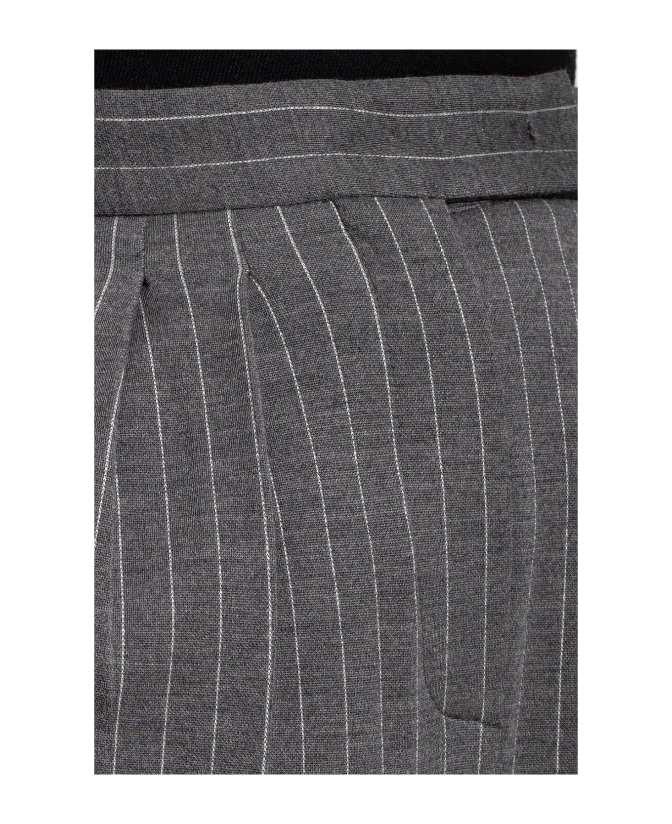 Max Mara Pinstriped Trousers - Medium grey ボトムス