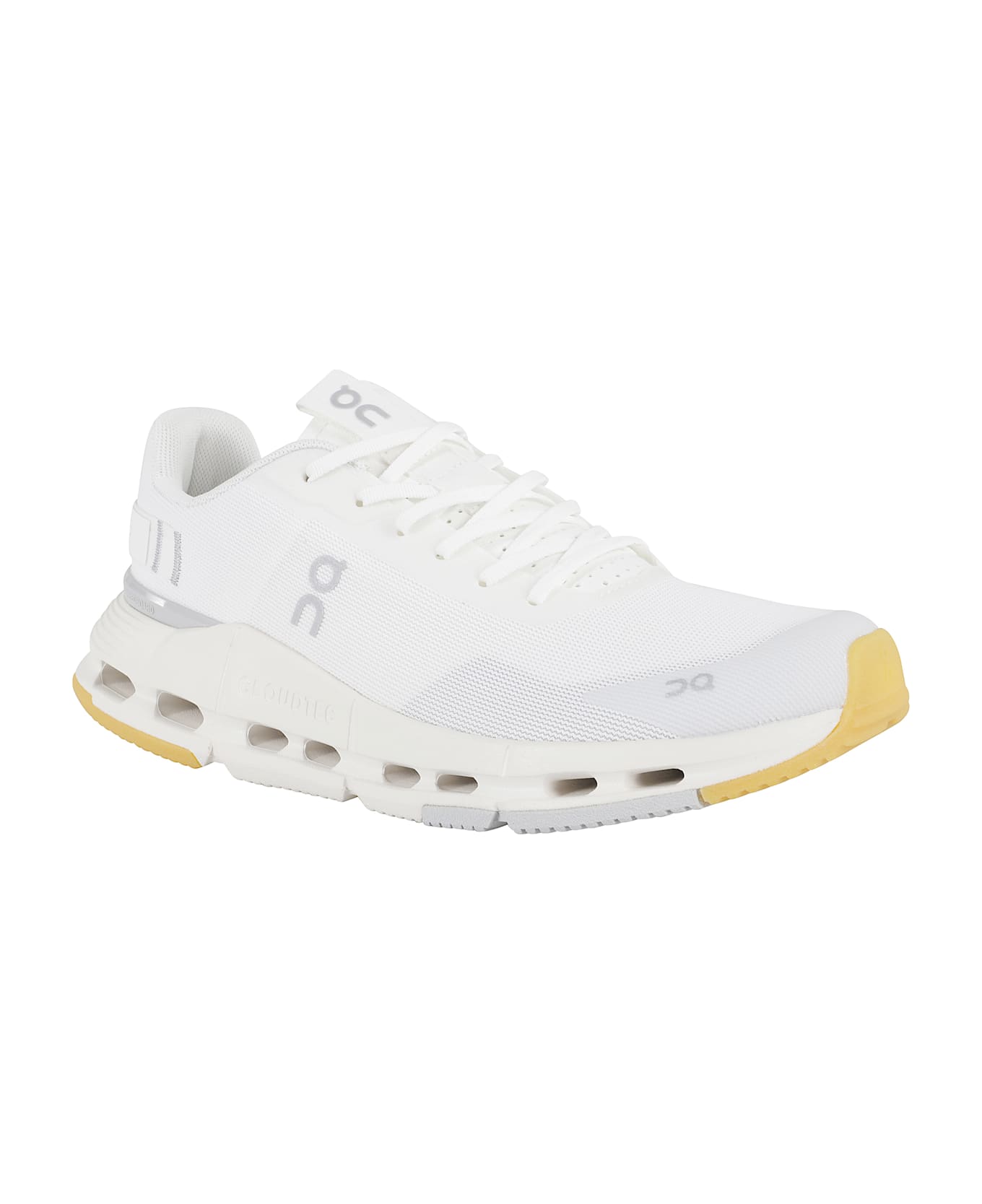 ON Cloudnova Form 2 - White Ivory