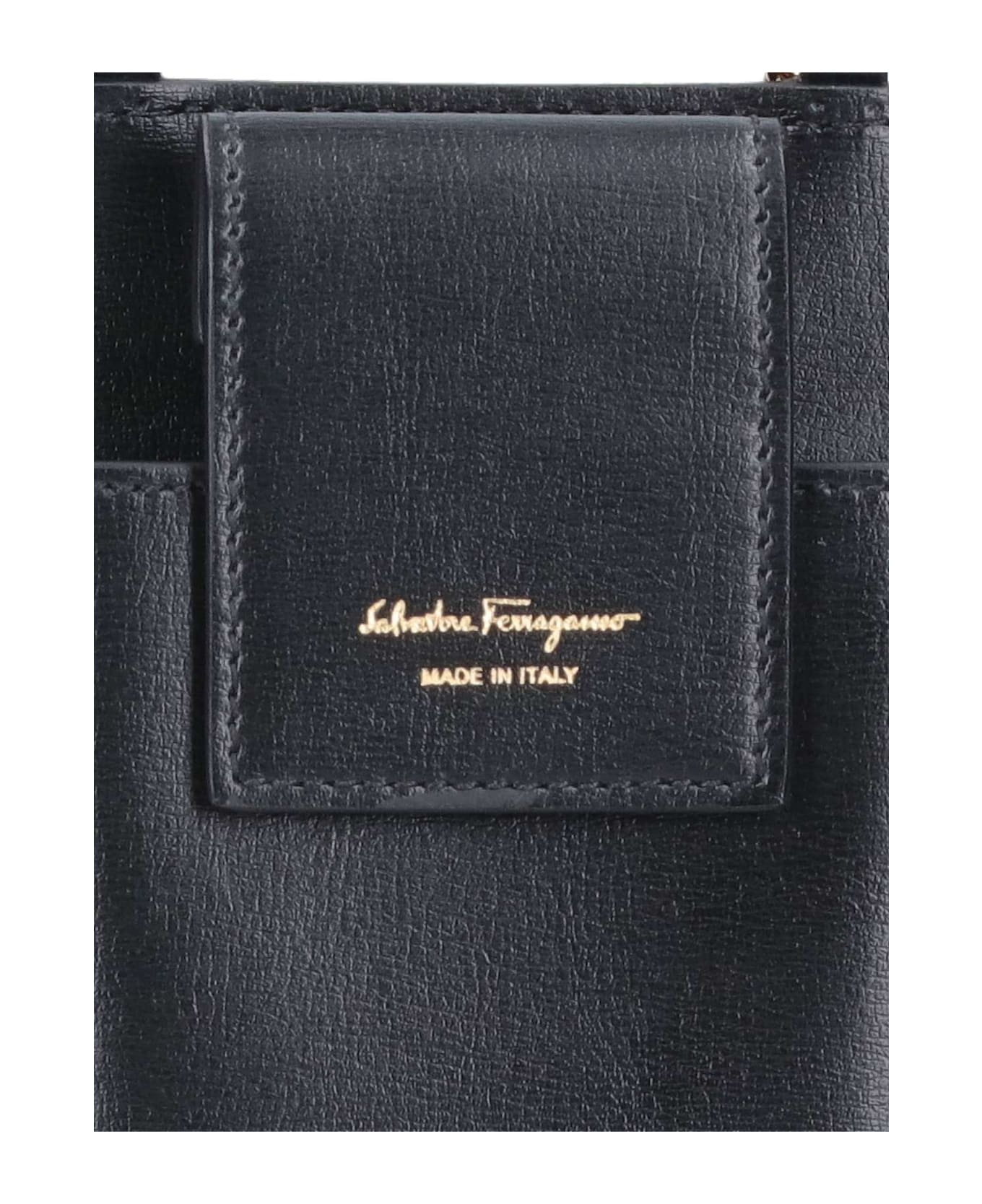 Ferragamo "vara" Bow Smartphone Holder - Black  