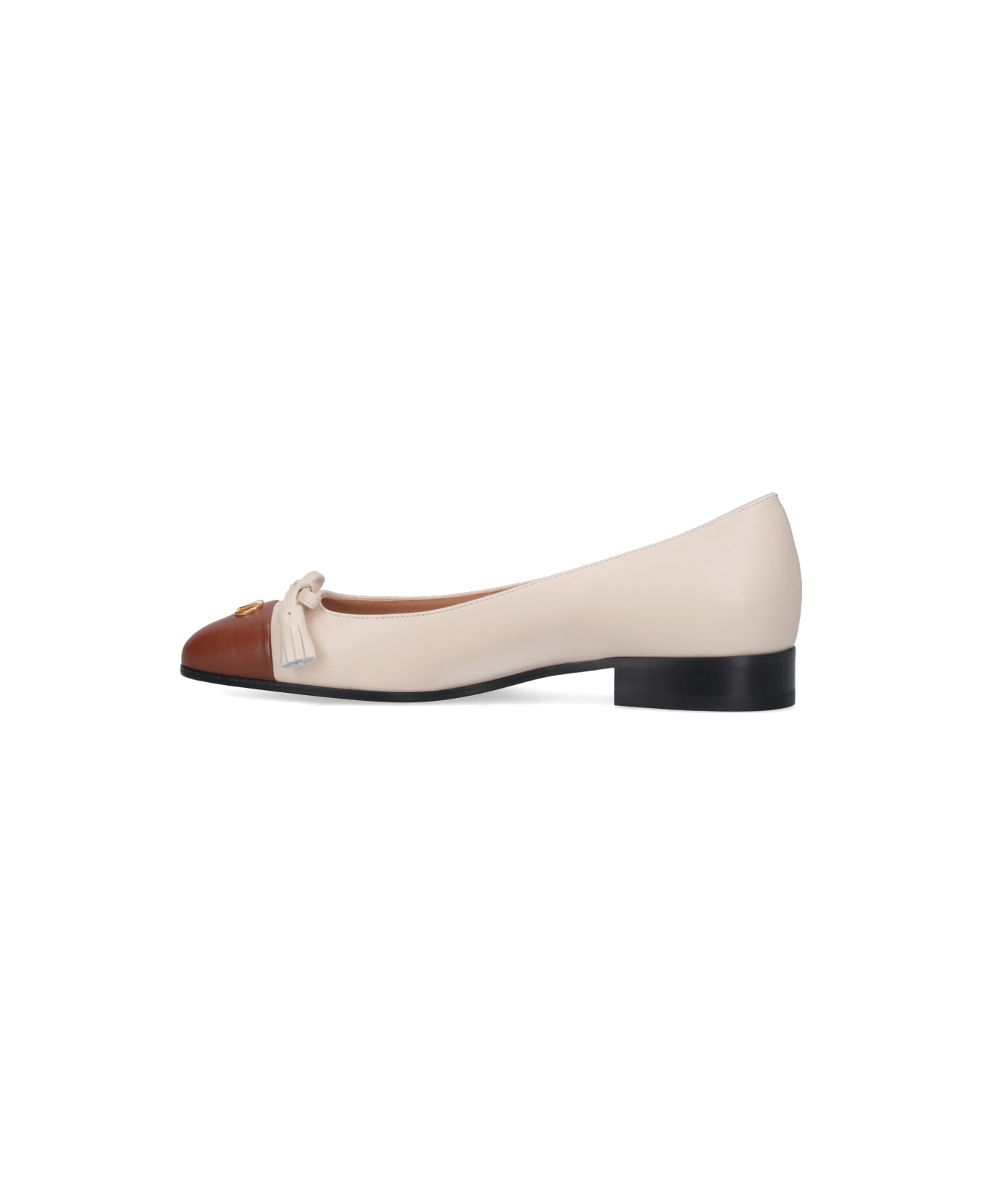 Valentino Garavani 'valet Du Roi' Ballet Flats - White