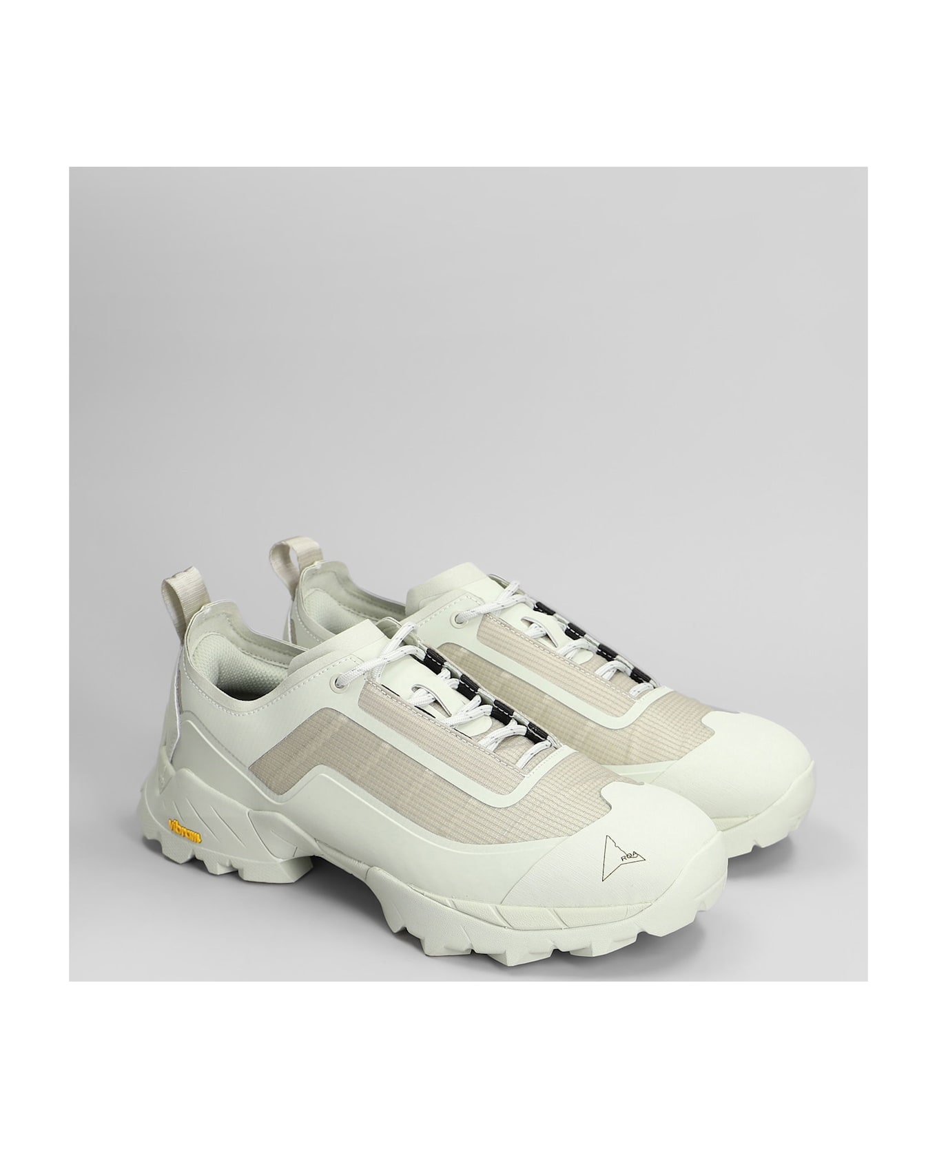 ROA Katharina Light Sneakers In White Fabric - white