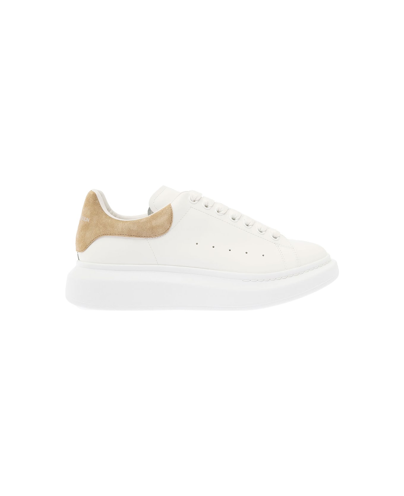 Alexander McQueen White Low-top Sneakers With Chunky Sole And Contrasting Heel Tab In Leather Man - White