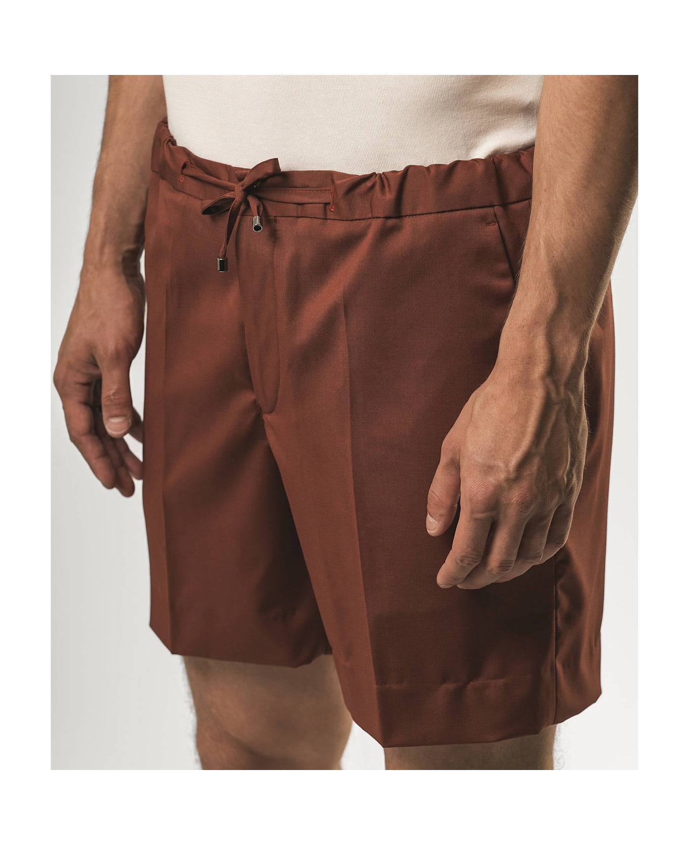 Larusmiani D20 Bermuda Pants - FireBrick