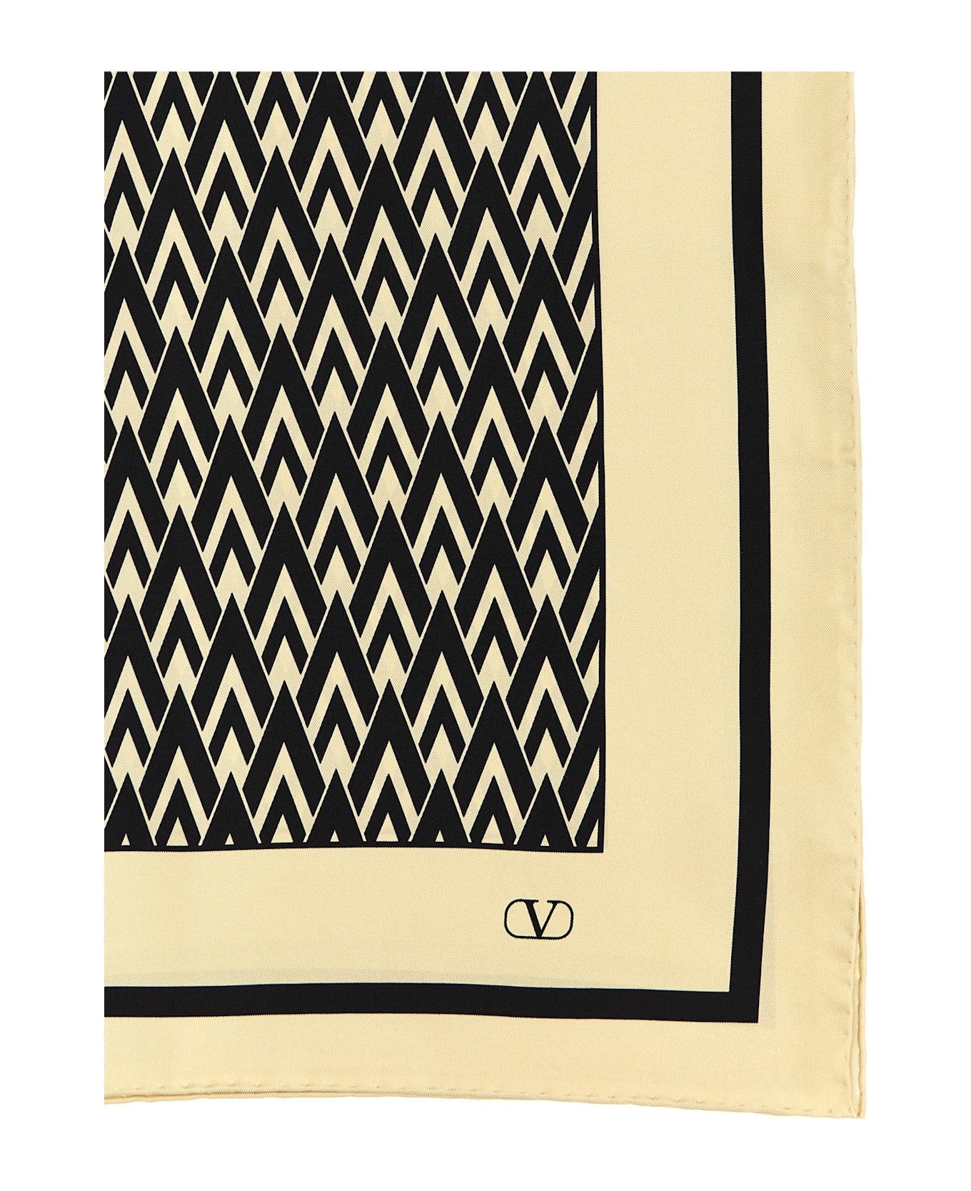 Valentino Garavani 
toute La V
 Scarf - Black  