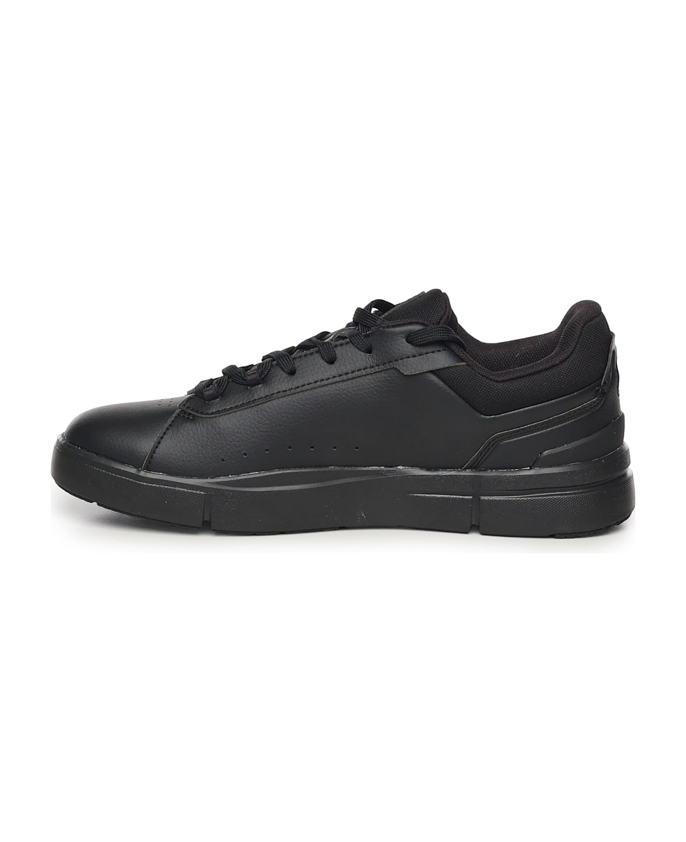 ON The Roger Advantage Sneakers - Black