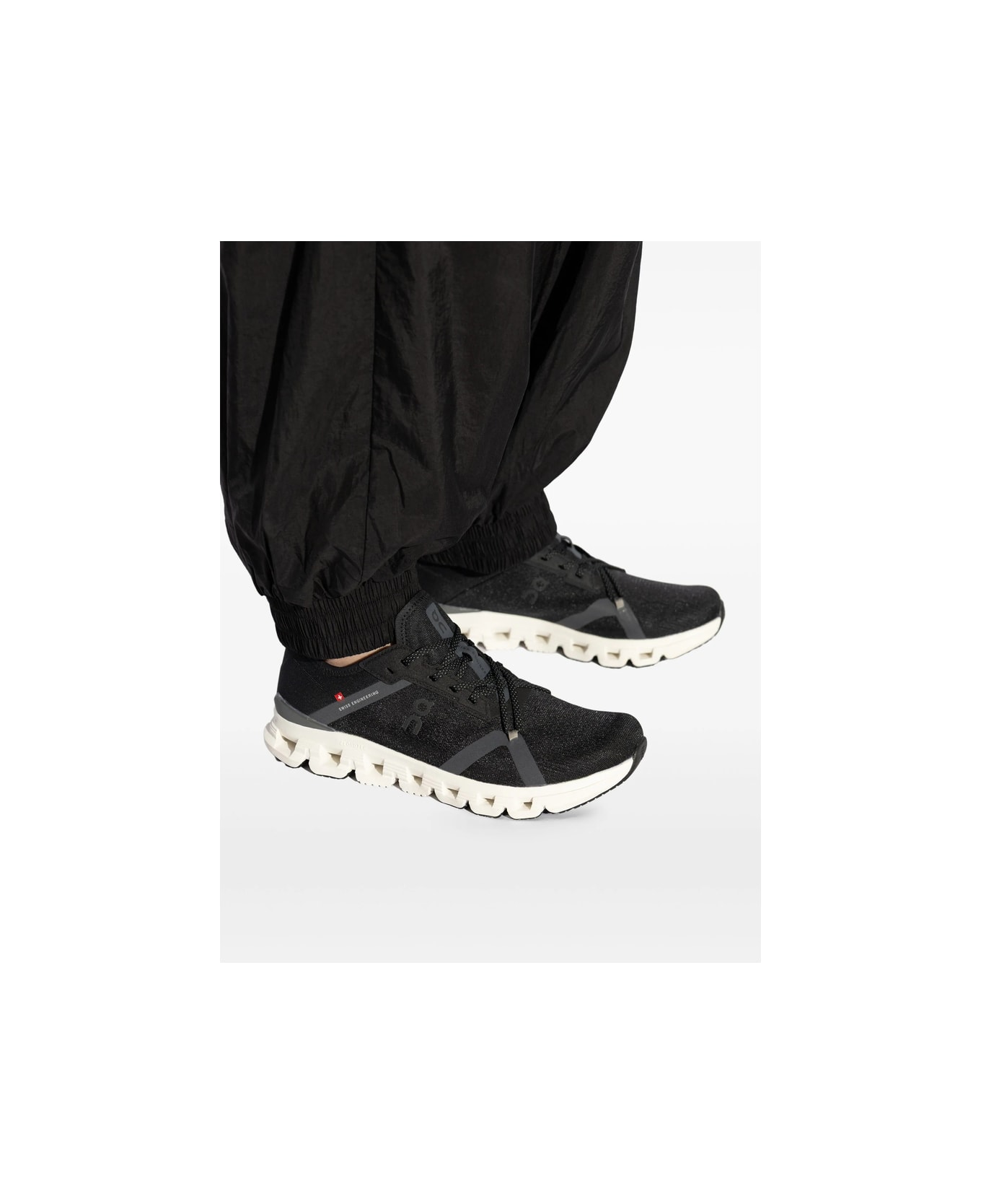 ON Sneakers - BLACK スニーカー