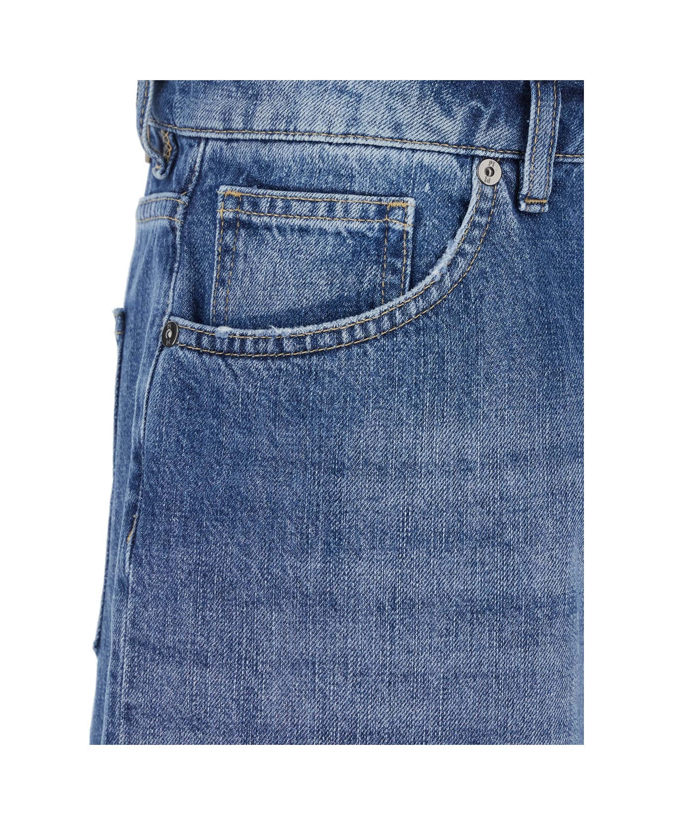PT Torino 
gianna
 Blue Bermuda Pants With Logo Patch On The Rear In Denim Woman - Blu