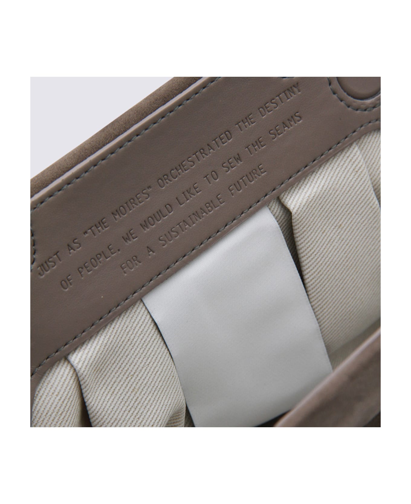 THEMOIRè Beige Tia Suede Cluthes - mud