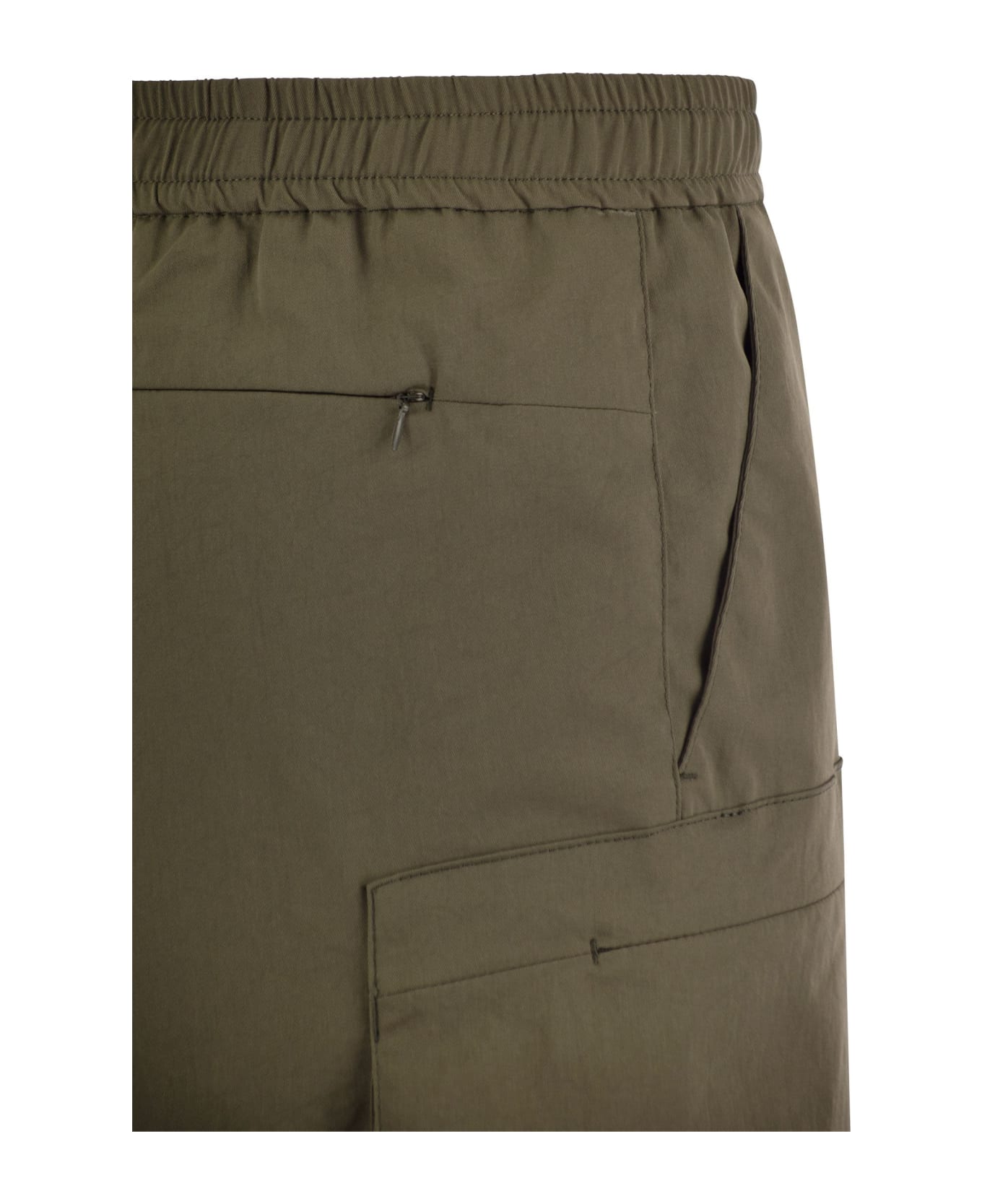 Colmar Bermuda Shorts In Technical Fabric With Drawstring - Military Green