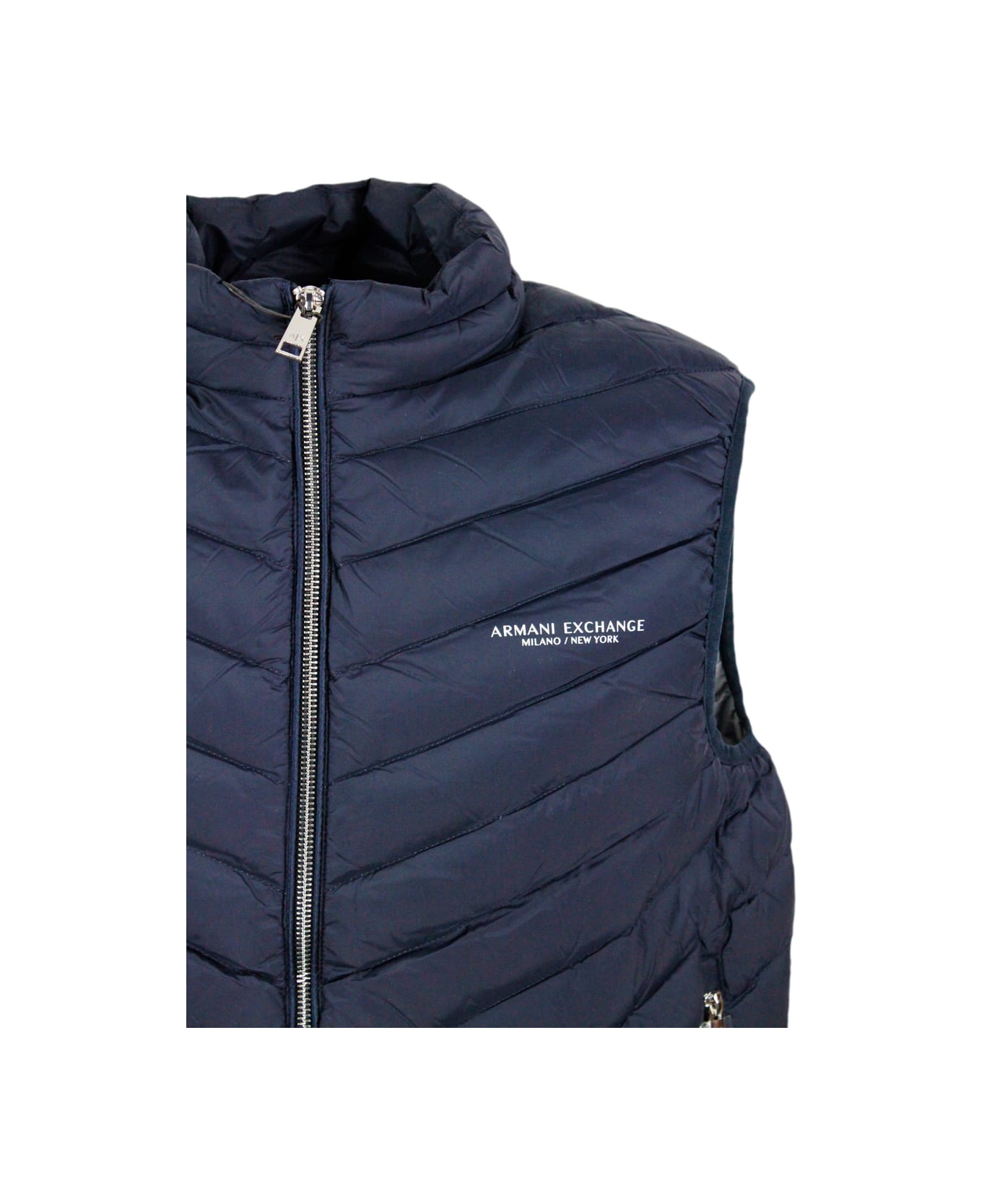 Armani Collezioni Sleeveless Vest In Light Down Jacket With Logoed And Elasticated Bottom And Zip Closure - Blu ベスト