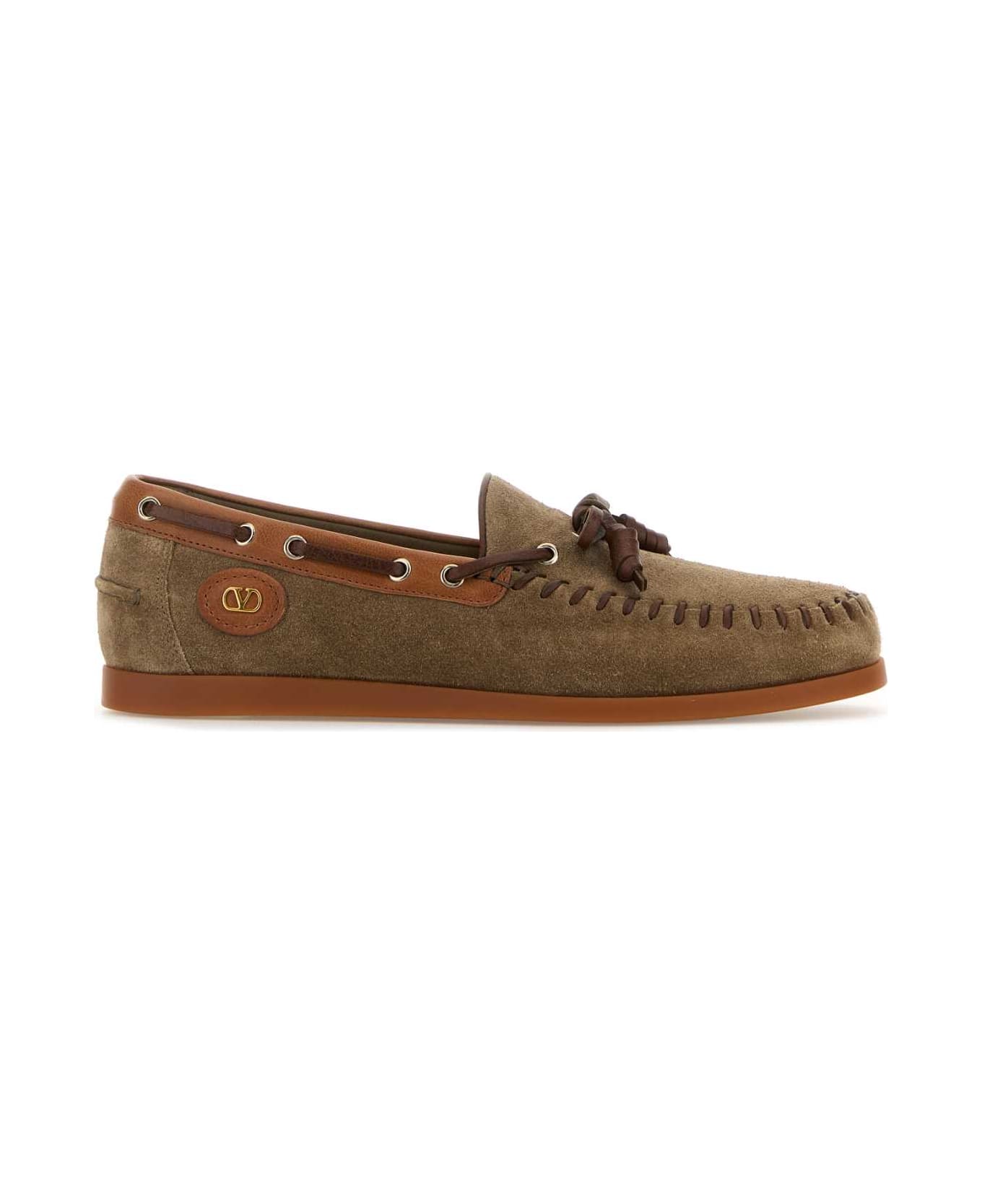 Valentino Garavani Mud Suede Vlogo Signature Loafers - DARKKHAKITOBACCOBARKBROWN