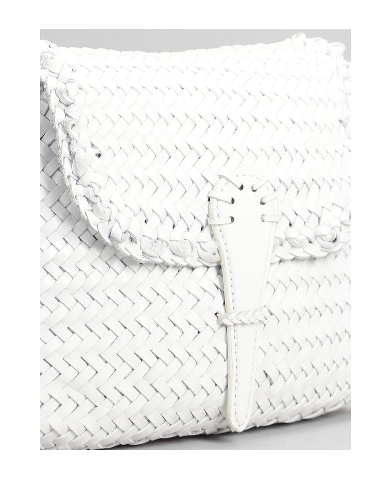 Dragon Diffusion Mini City Shoulder Bag In White Leather - white
