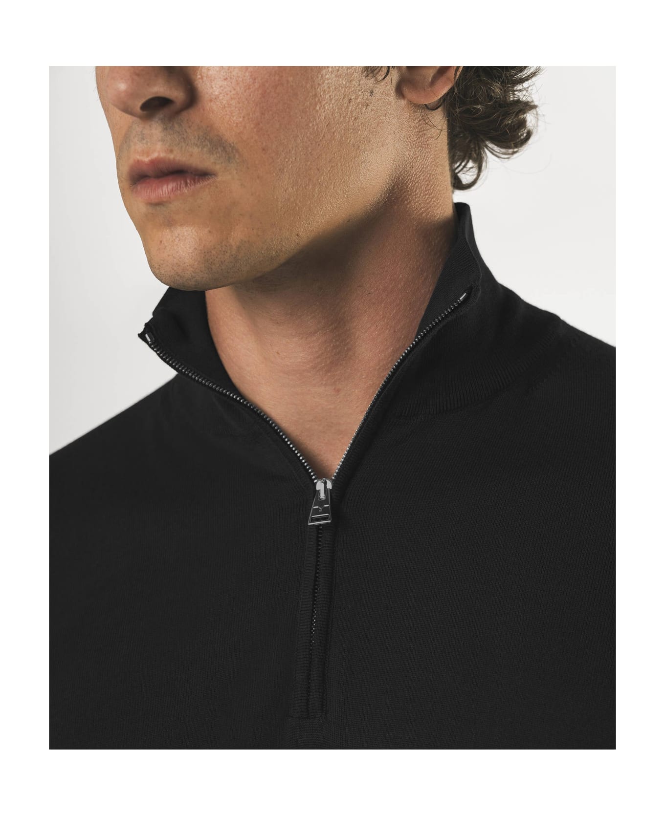 Larusmiani Paul T-shirt With Zip Sweater - Black