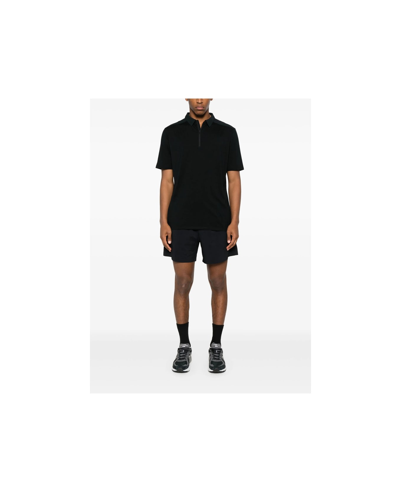Arc
teryx Veilance Short - BLACK