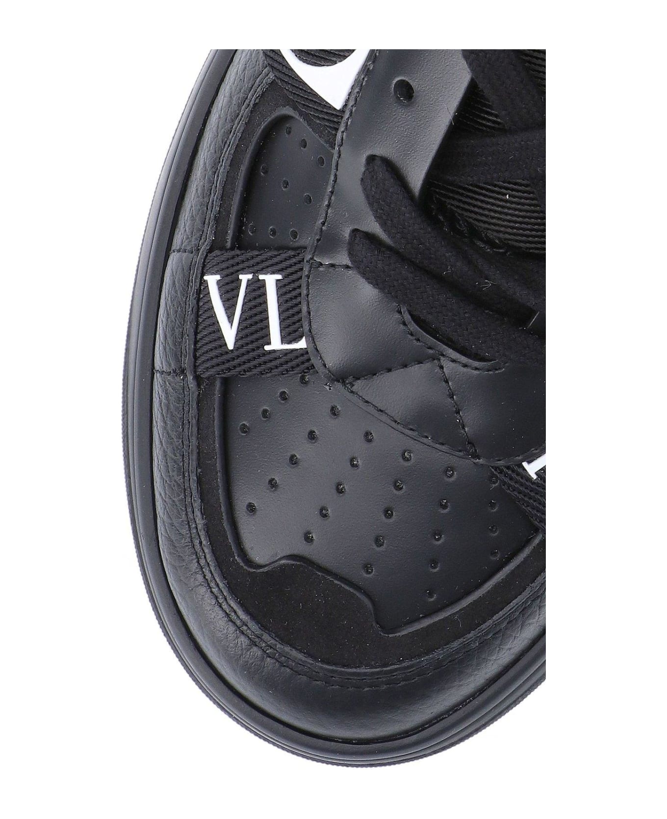 Valentino Garavani Vl7n Printed Lace-up Sneakers - Black/white