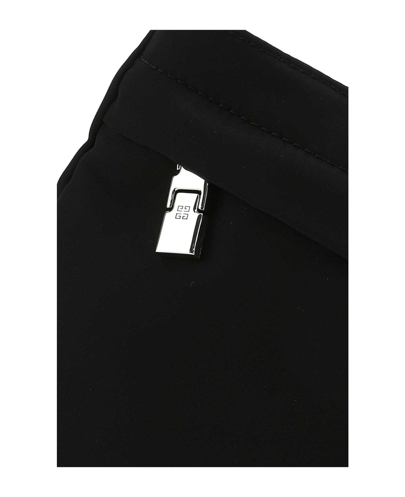 Givenchy Logo Printed Iphone Pouch - Black バッグ