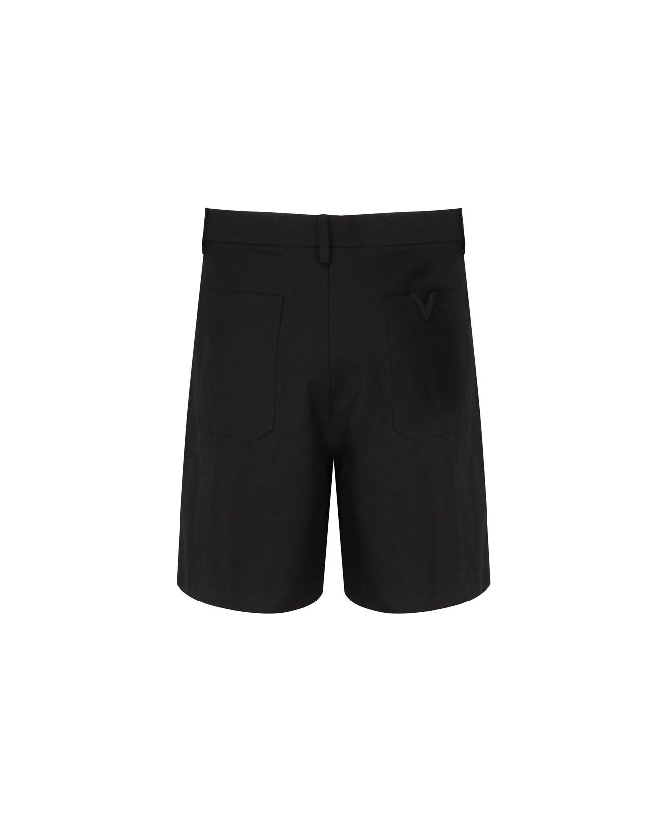 Valentino Logo Plaque Bermuda Shorts - Black ショートパンツ