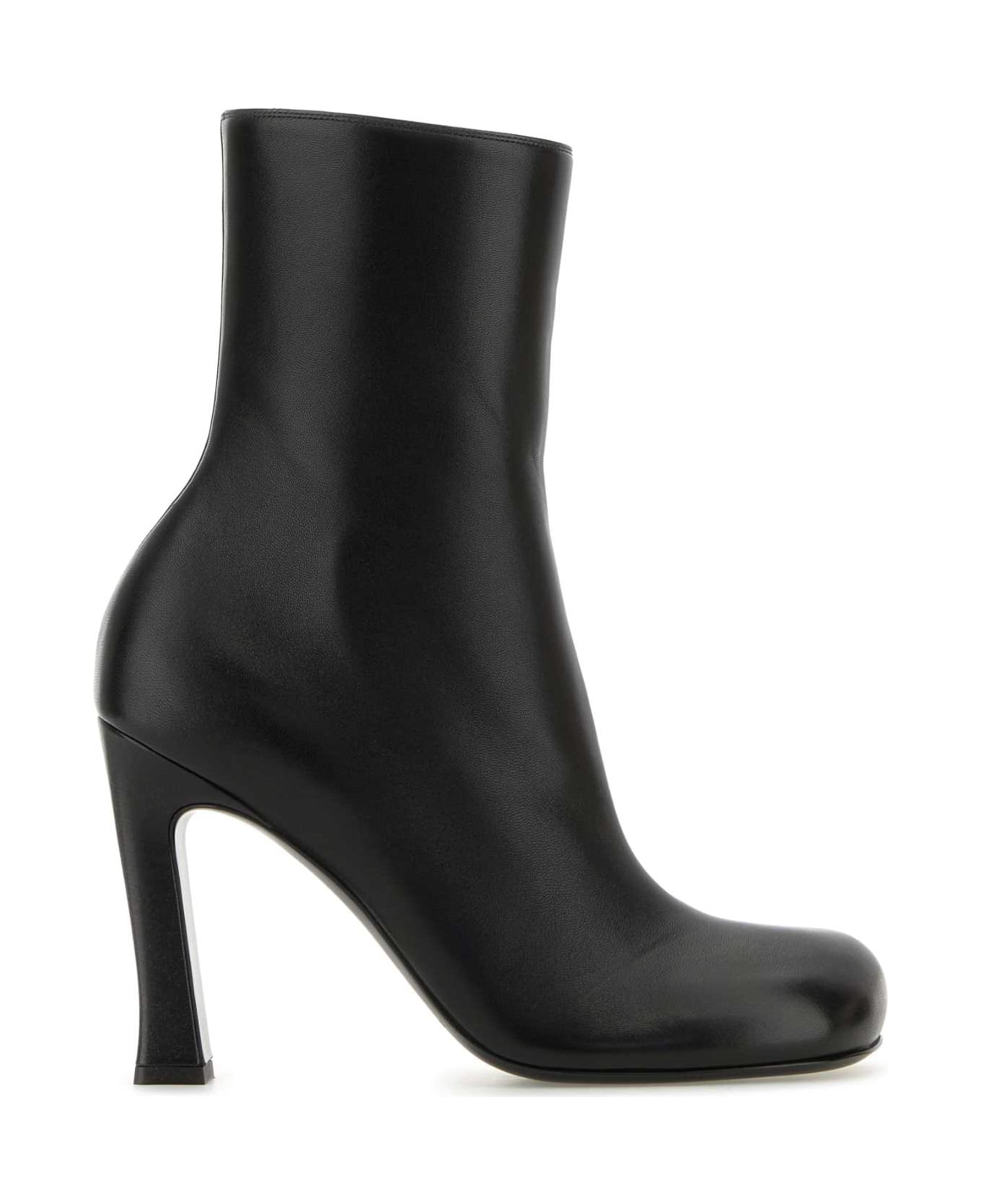 Bottega Veneta Black Leather Nico Ankle Boots - Black