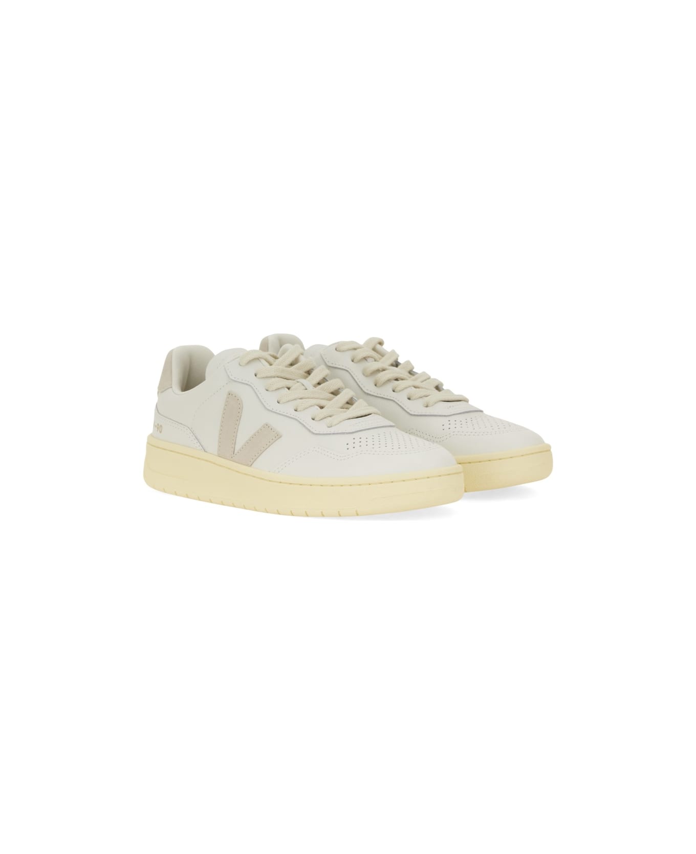 Veja Sneaker V-90 - WHITE