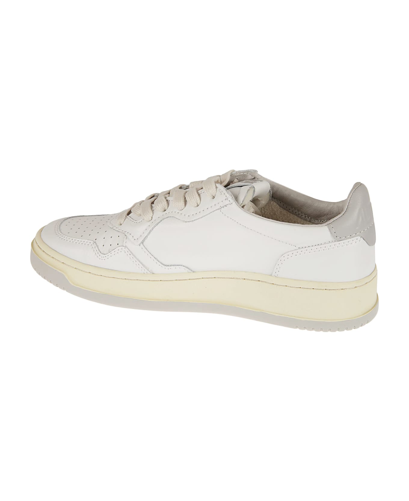 Autry Logo Patched Low Sneakers - White/Vap