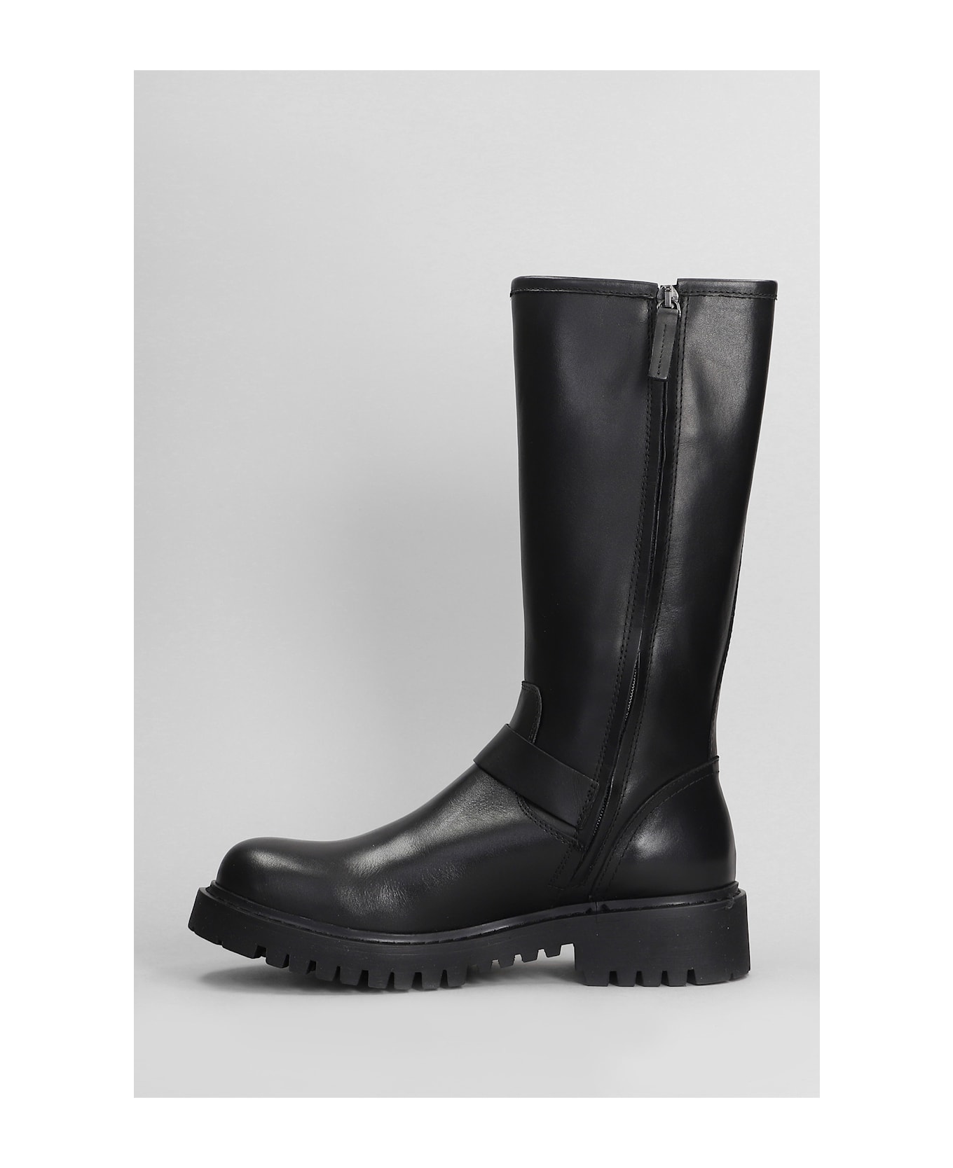 Julie Dee Combat Boots In Black Leather - black