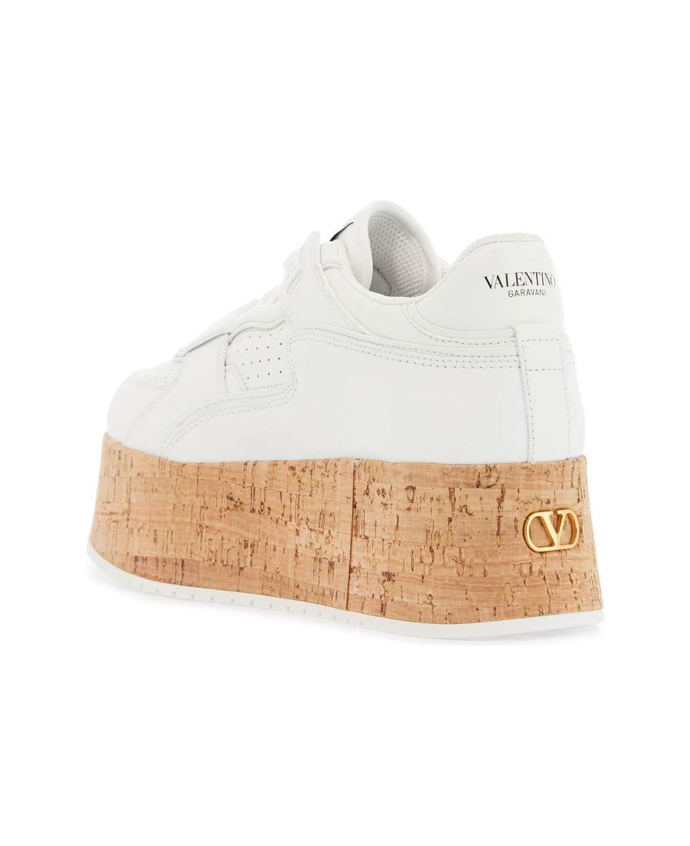 Valentino Garavani Freedots Xl Platform Low-top Sneakers - White