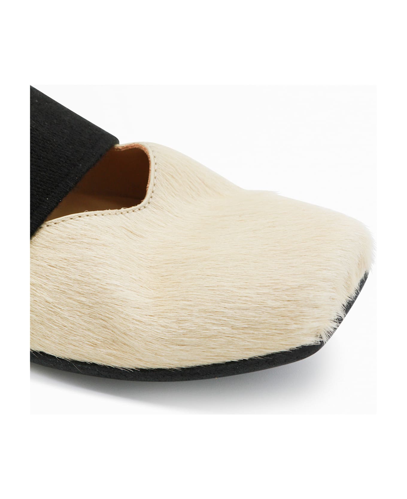 Uma Wang White Leather Ballet Flats - Beige