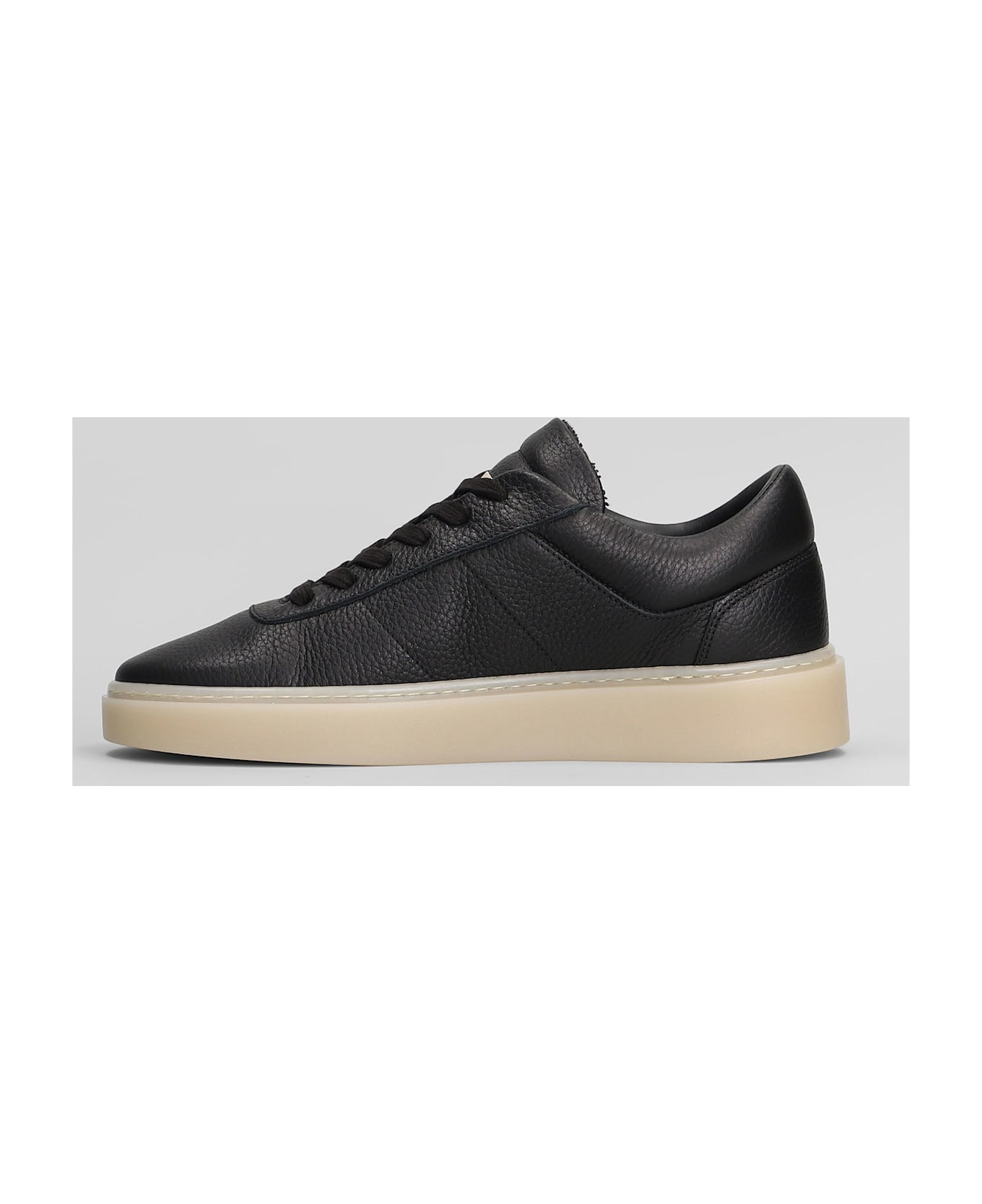 Low Brand Fly Sneakers In Black Leather - black